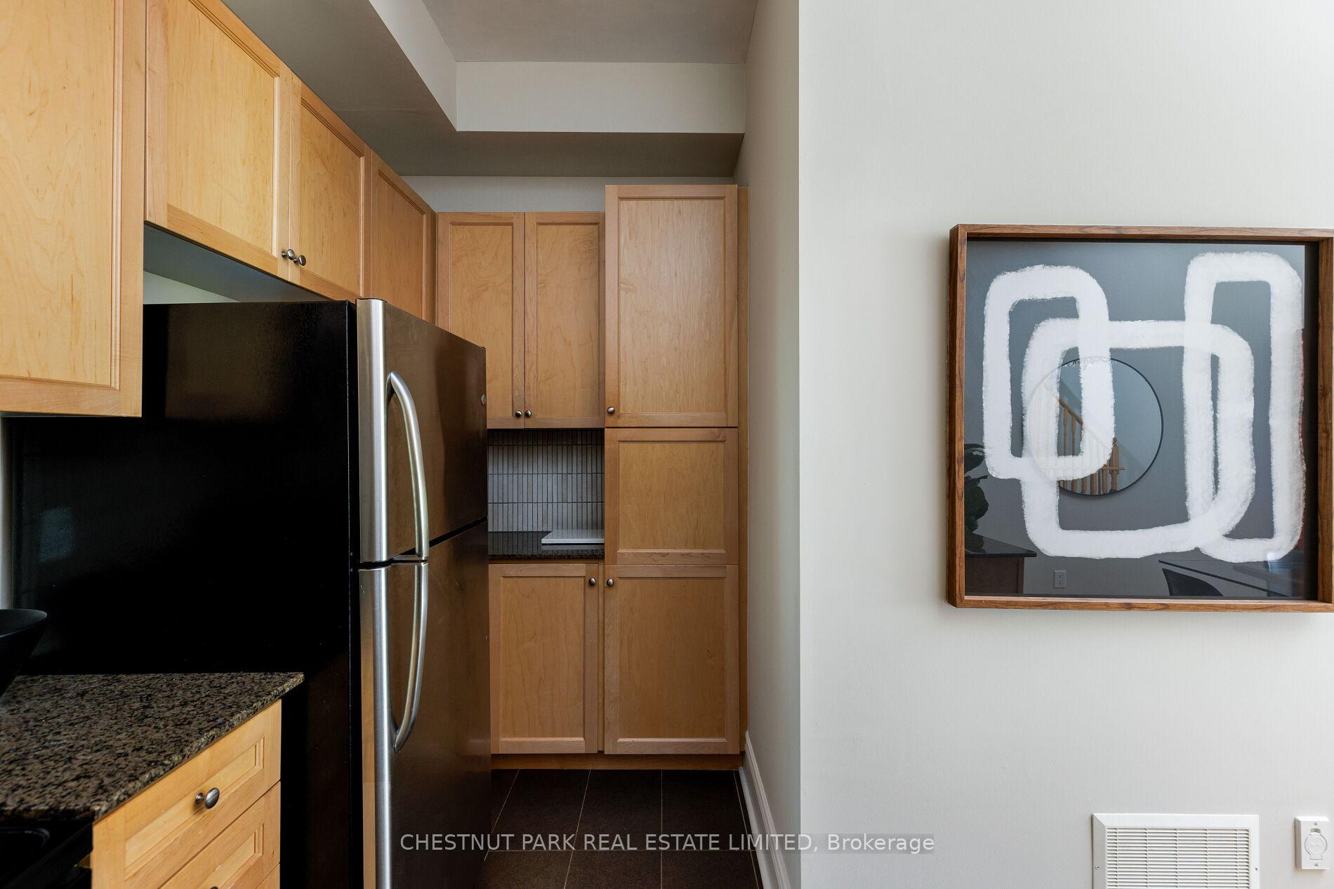 Photo 11 of 53 Connaught Avenue, Toronto, Greenwood-Coxwell — HOMEH