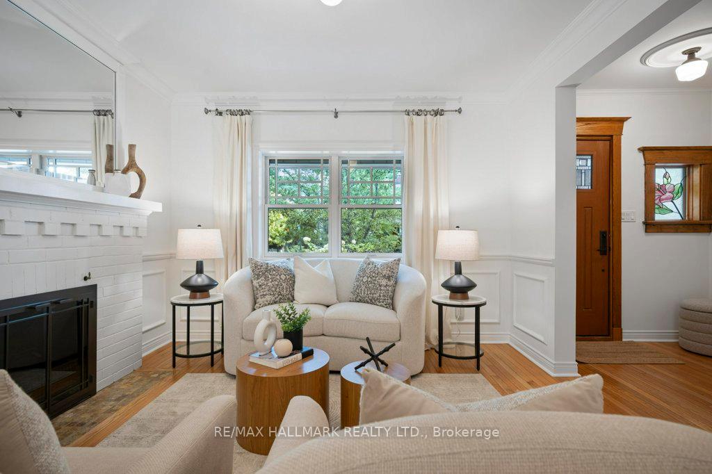 Photo 11 of 22 Beck Avenue, Toronto, East End-Danforth — HOMEH