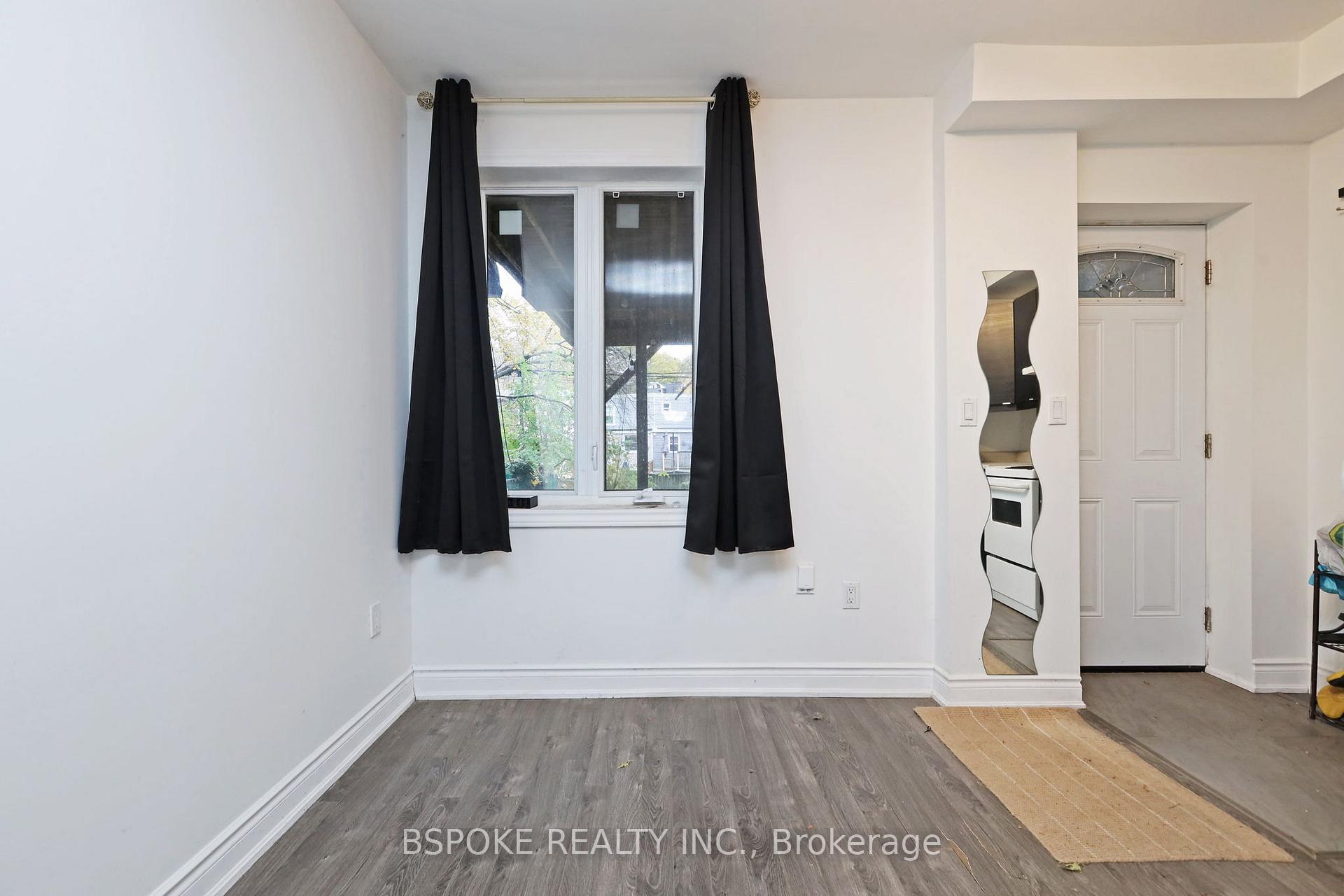 Photo 6 of Unit Bsmt, 176 Hiawatha Road, Toronto, Greenwood-Coxwell — HOMEH