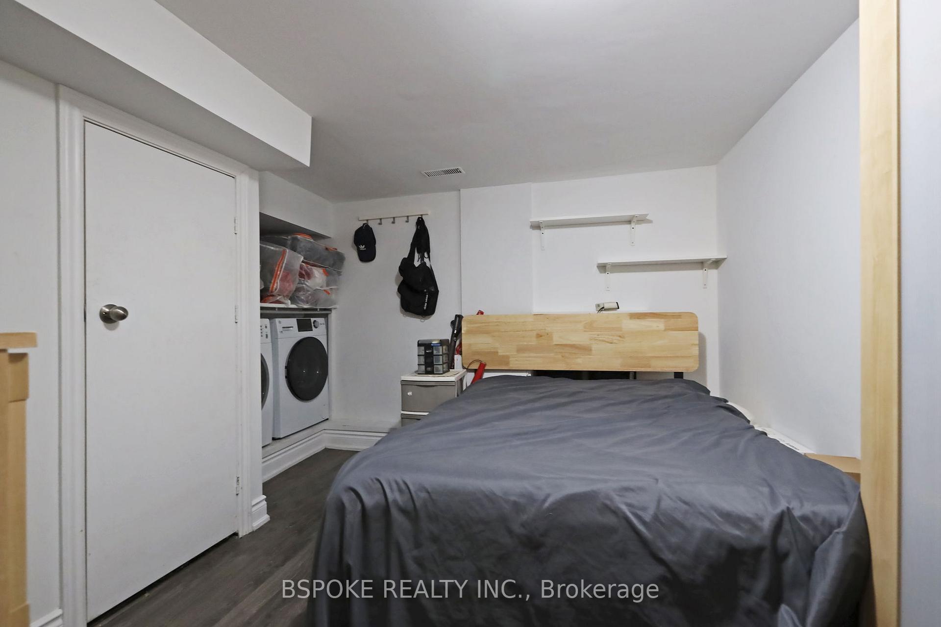Photo 9 of Unit Bsmt, 176 Hiawatha Road, Toronto, Greenwood-Coxwell — HOMEH