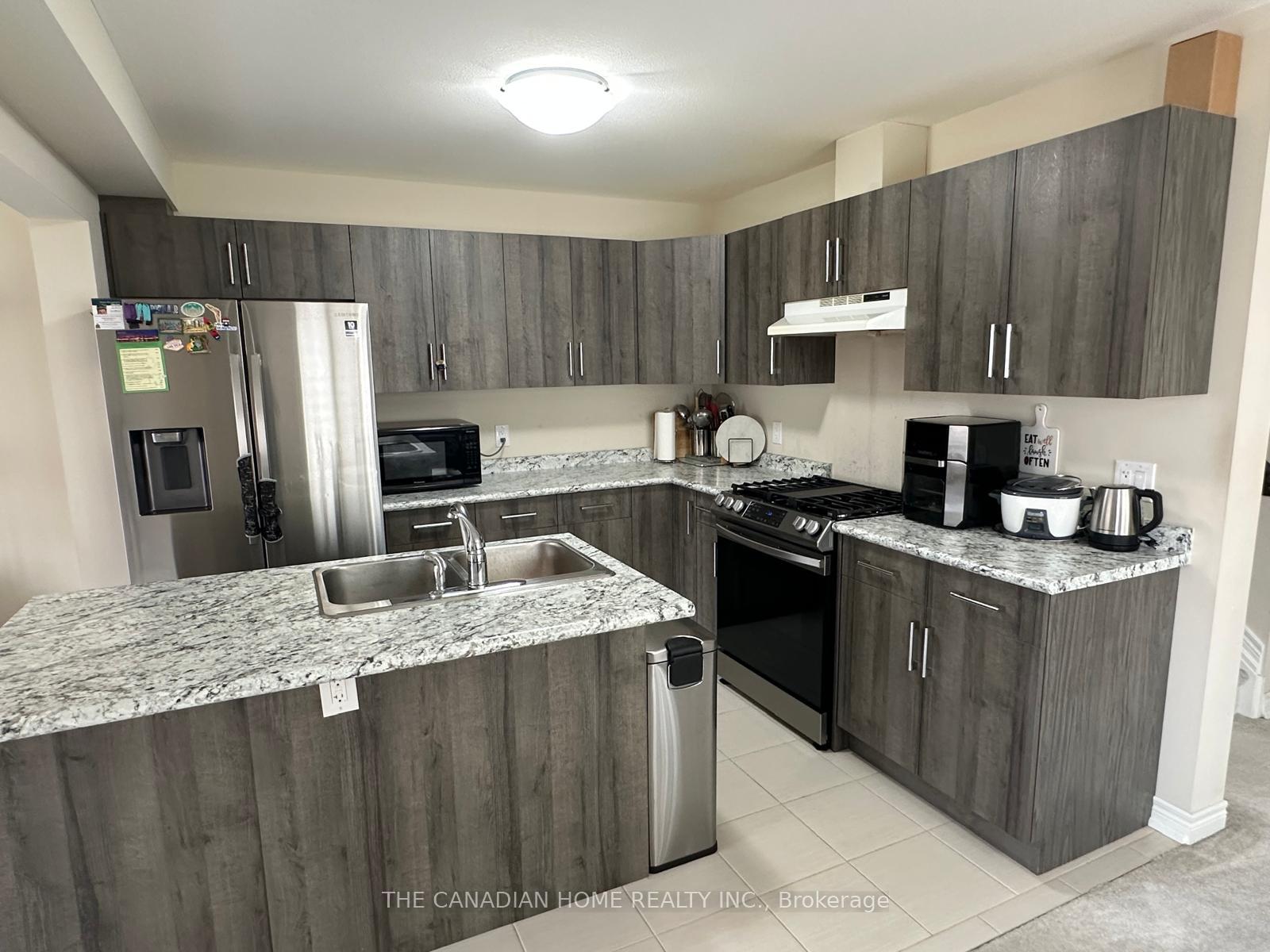 Photo 4 of 19 Hawthorn Avenue, Thorold, Confederation Heights — HOMEH