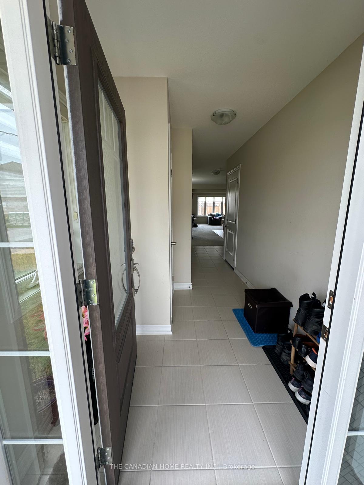 Photo 11 of 19 Hawthorn Avenue, Thorold, Confederation Heights — HOMEH
