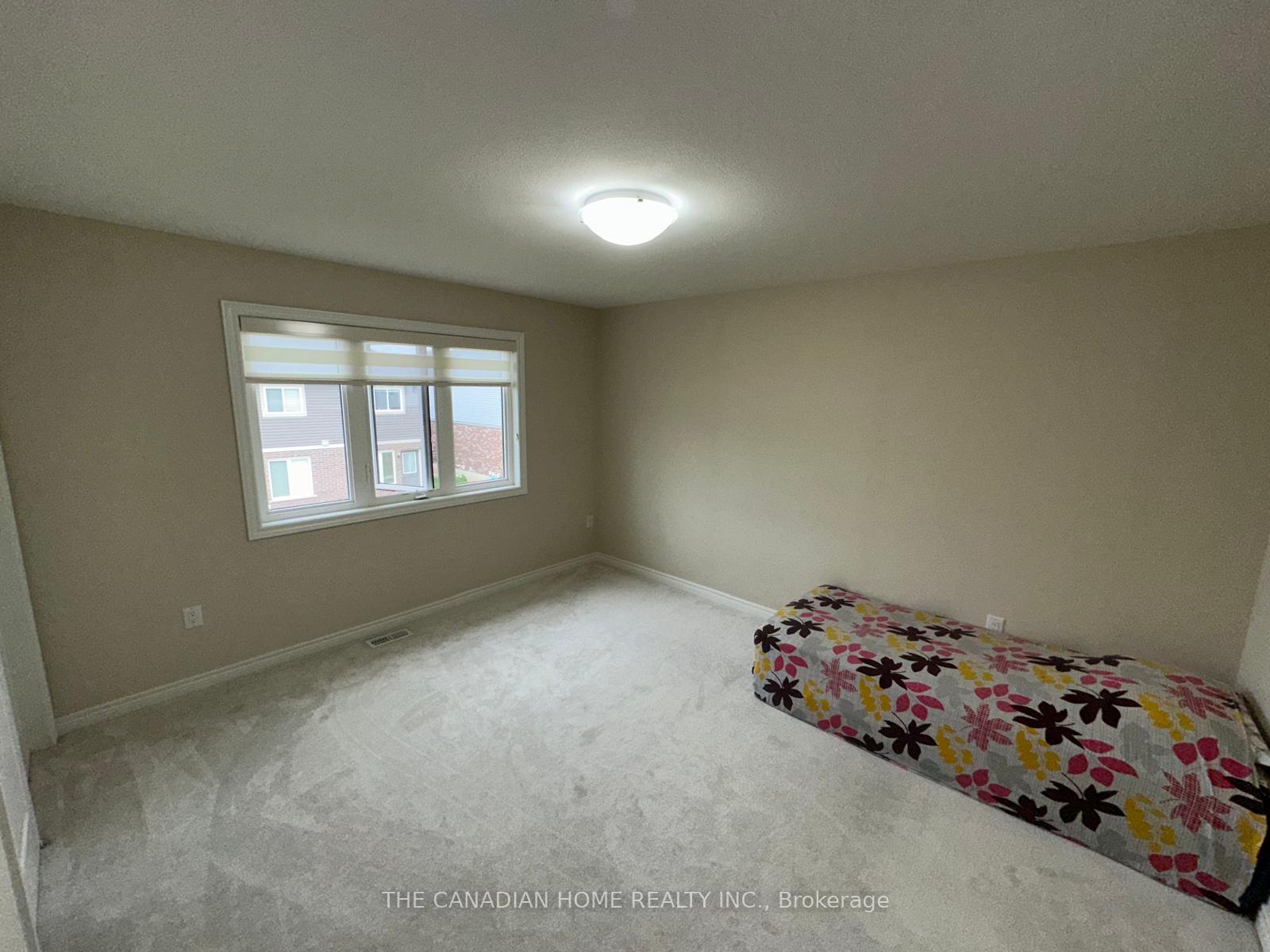 Photo 13 of 19 Hawthorn Avenue, Thorold, Confederation Heights — HOMEH