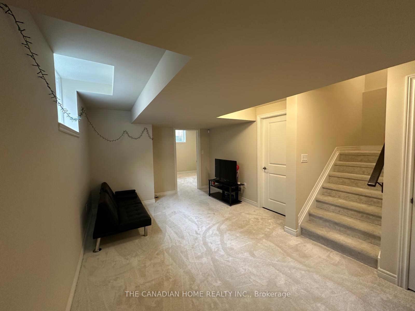 Photo 26 of 19 Hawthorn Avenue, Thorold, Confederation Heights — HOMEH