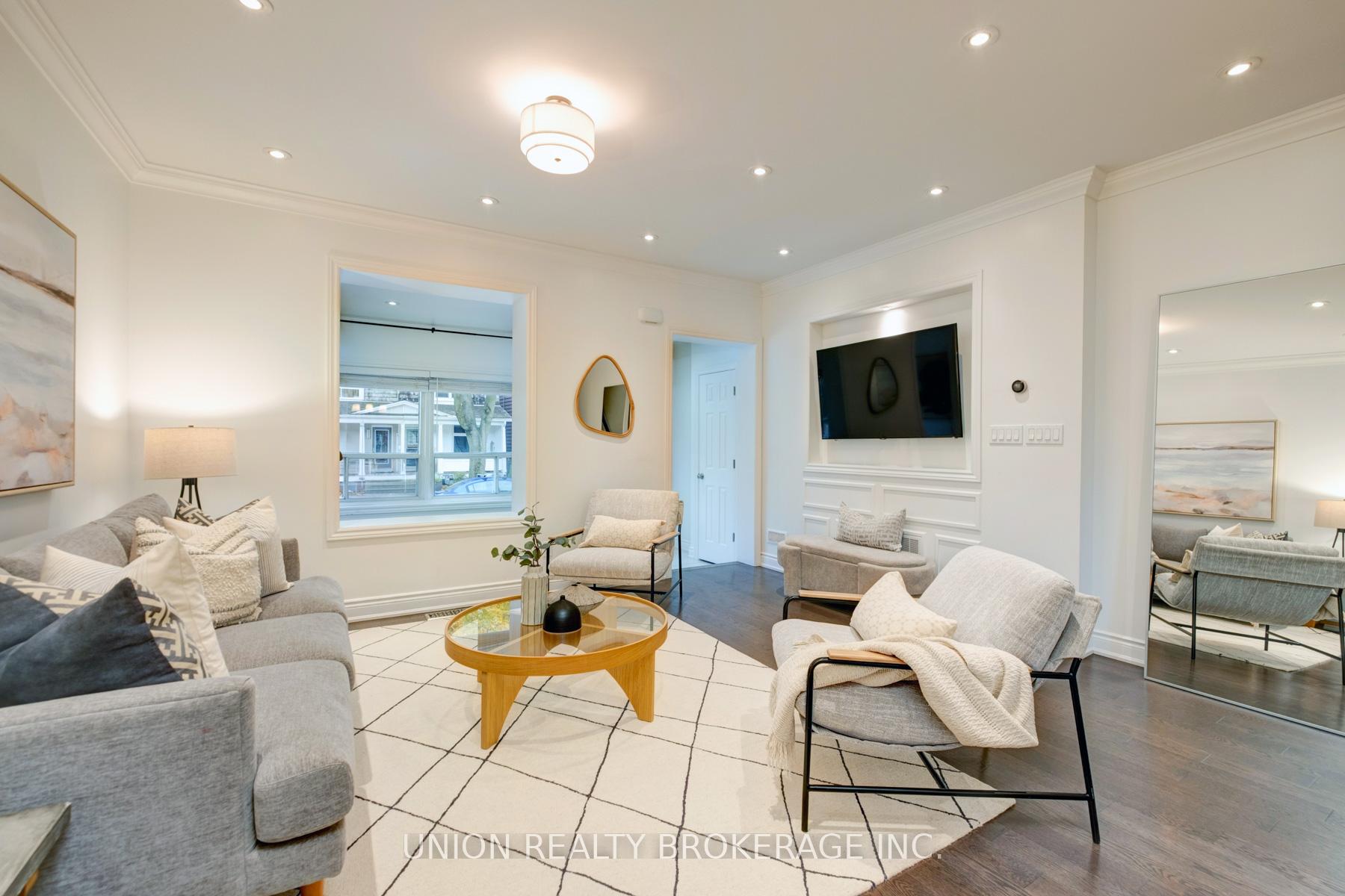Photo 4 of 112 Withrow Avenue, Toronto, North Riverdale — HOMEH