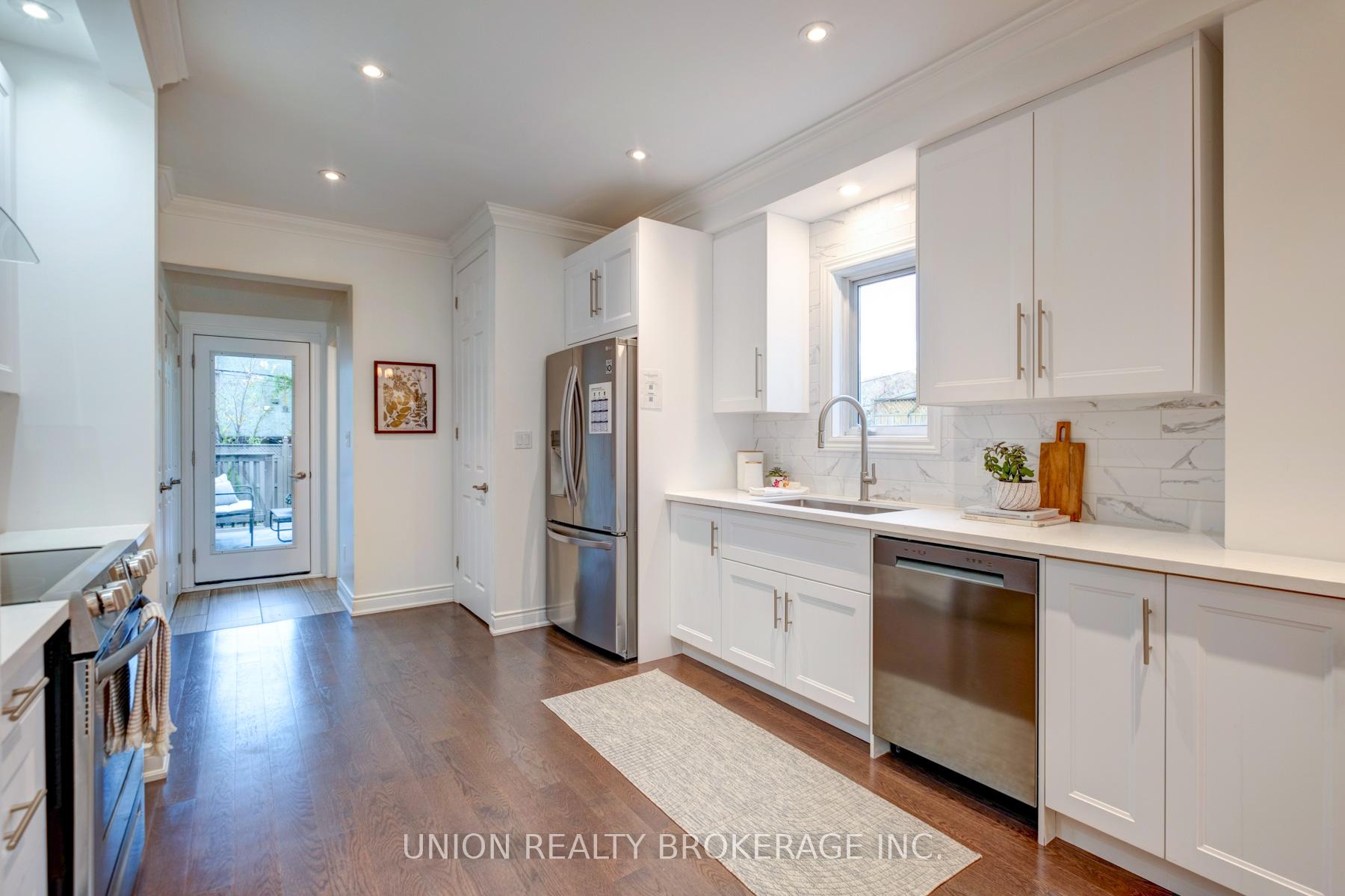 Photo 10 of 112 Withrow Avenue, Toronto, North Riverdale — HOMEH