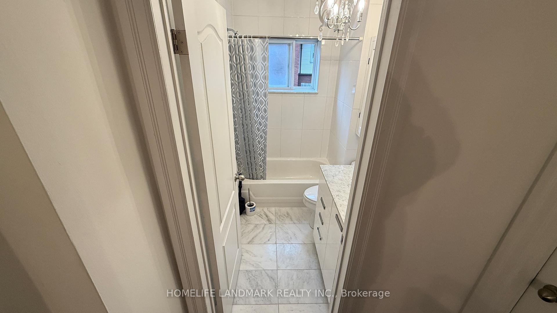Photo 16 of Unit Second Floor, 666 Mount Pleasant Road, Toronto, Mount Pleasant West — HOMEH