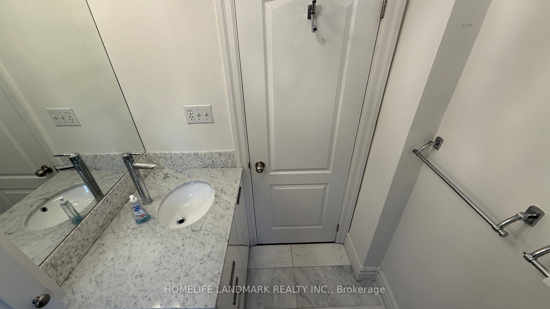 Photo 18 of Unit Second Floor, 666 Mount Pleasant Road, Toronto, Mount Pleasant West — HOMEH