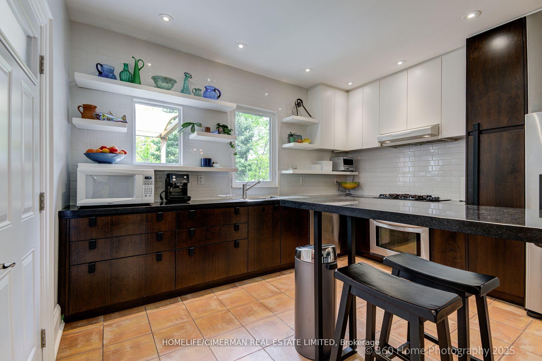 Photo 11 of 73 Spruce Hill Road, Toronto, The Beaches — HOMEH