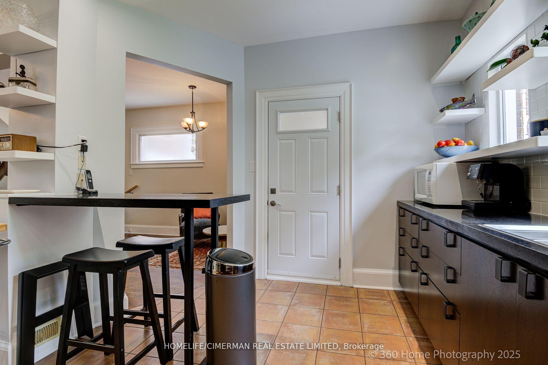 Photo 13 of 73 Spruce Hill Road, Toronto, The Beaches — HOMEH
