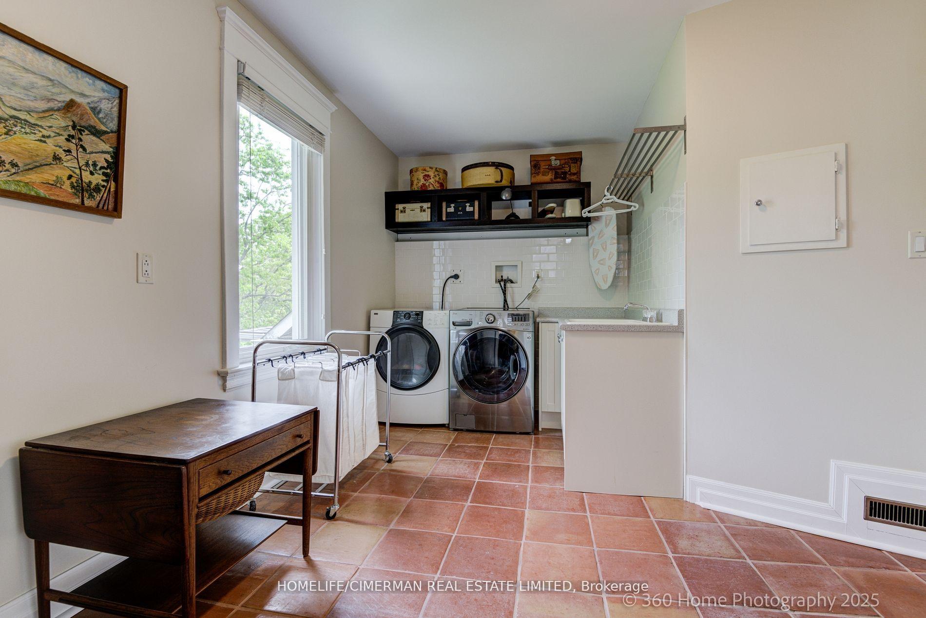 Photo 20 of 73 Spruce Hill Road, Toronto, The Beaches — HOMEH