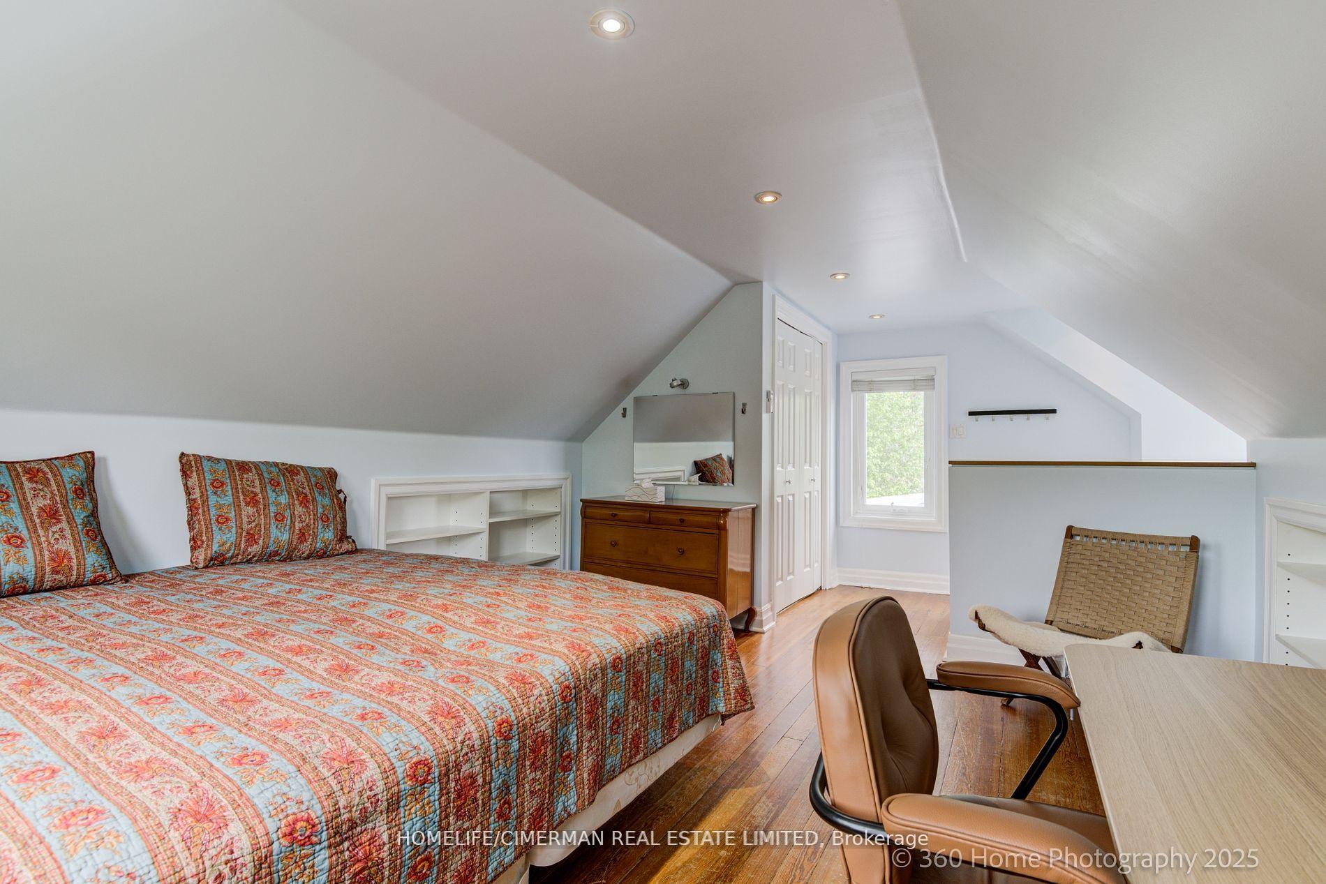 Photo 23 of 73 Spruce Hill Road, Toronto, The Beaches — HOMEH