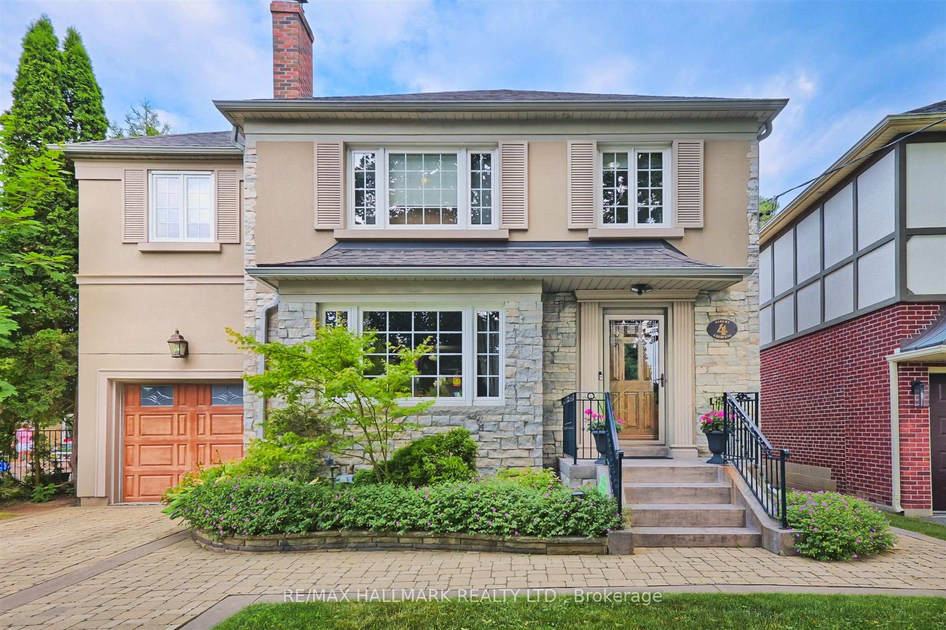 Photo 2 of 4 Rykert Crescent, Toronto, Leaside — HOMEH