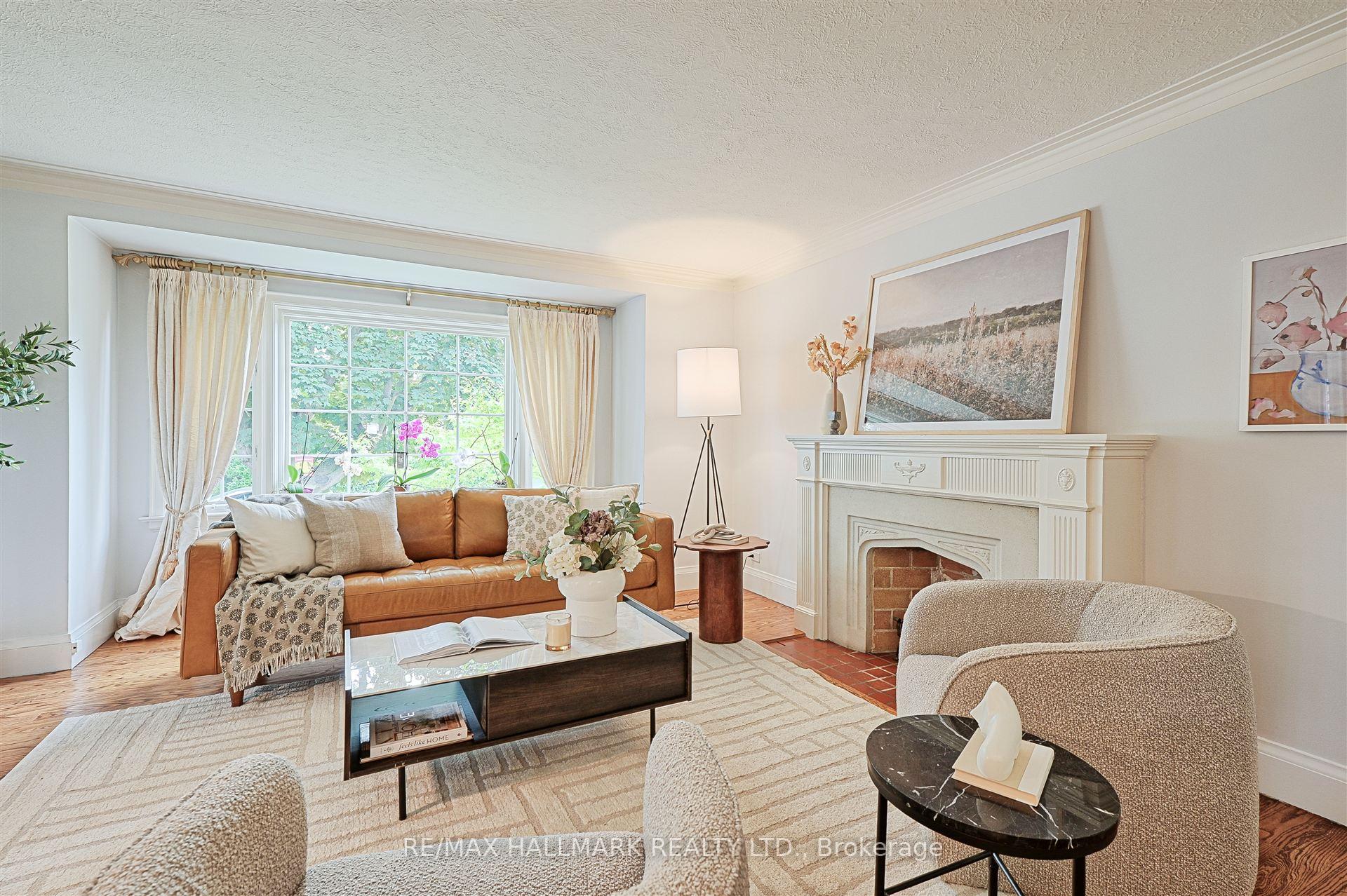 Photo 6 of 4 Rykert Crescent, Toronto, Leaside — HOMEH