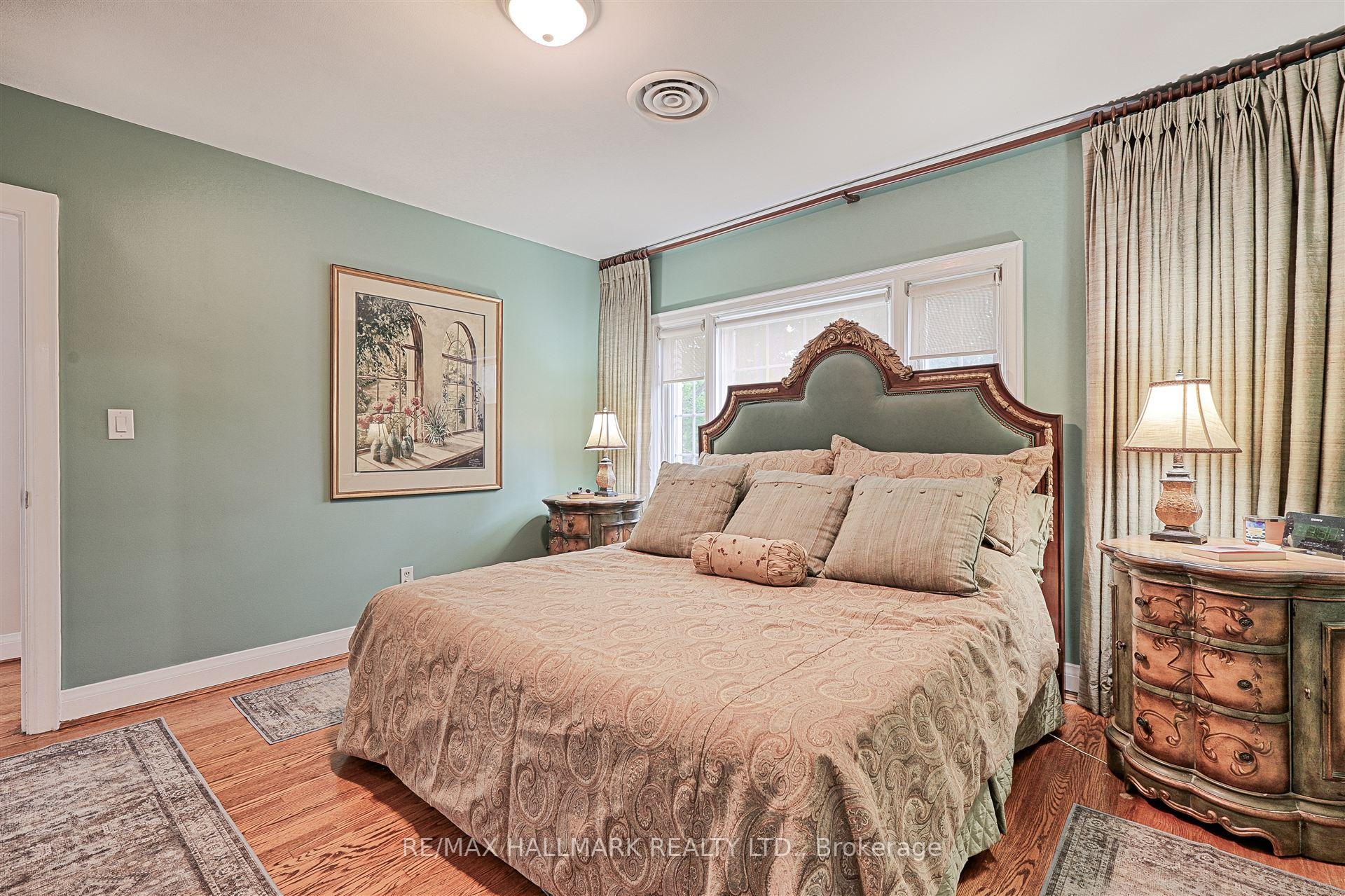 Photo 21 of 4 Rykert Crescent, Toronto, Leaside — HOMEH