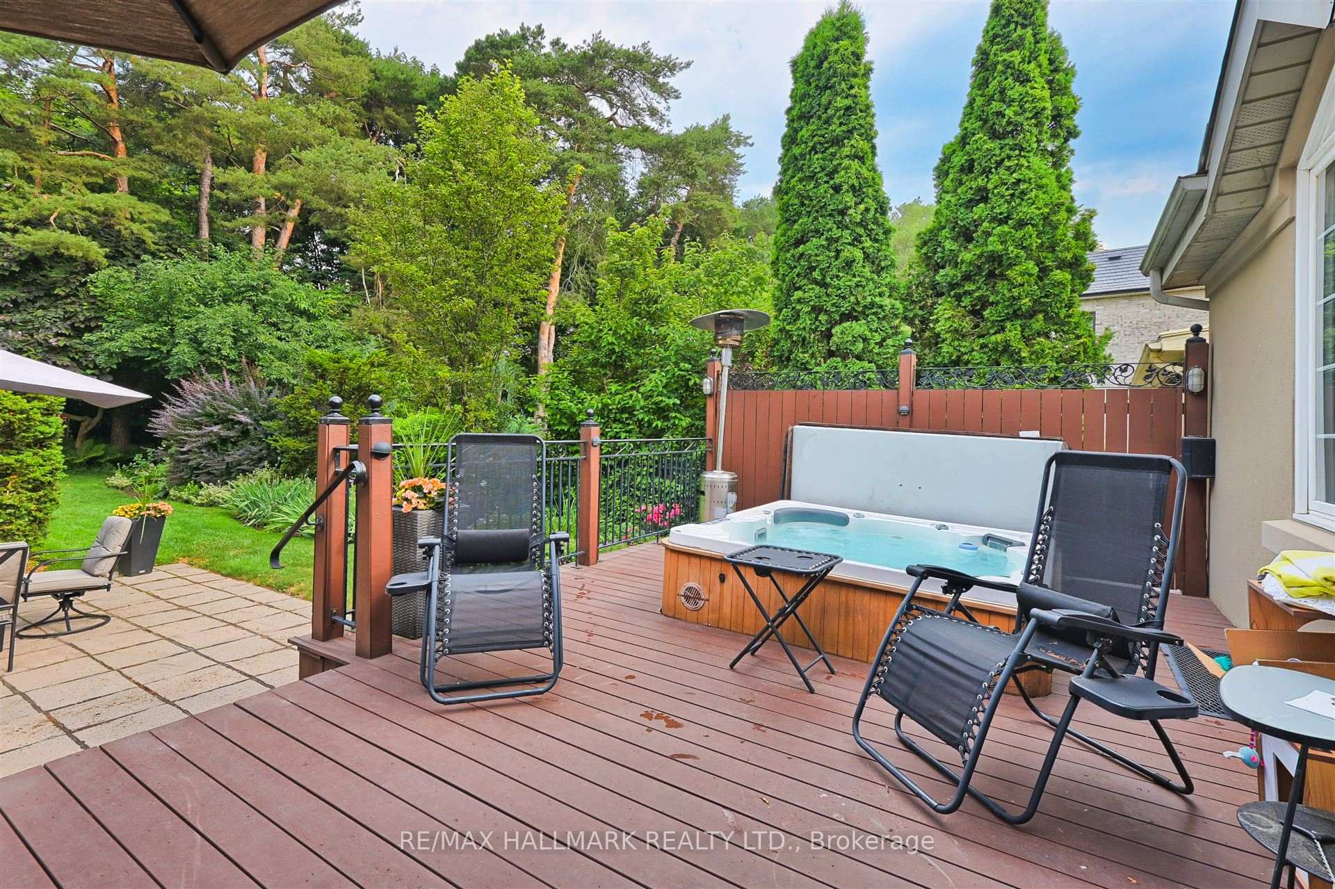 Photo 36 of 4 Rykert Crescent, Toronto, Leaside — HOMEH