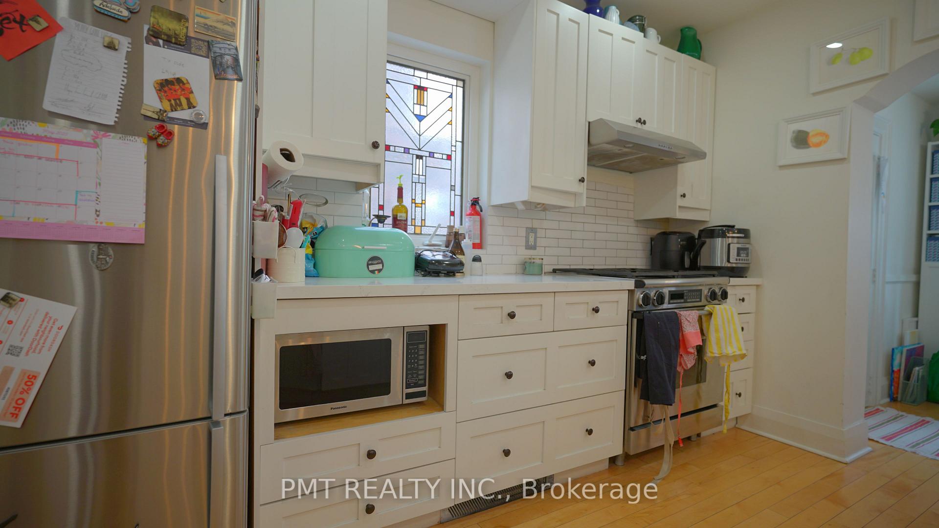 Photo 11 of 581 Soudan Avenue, Toronto, Mount Pleasant East — HOMEH