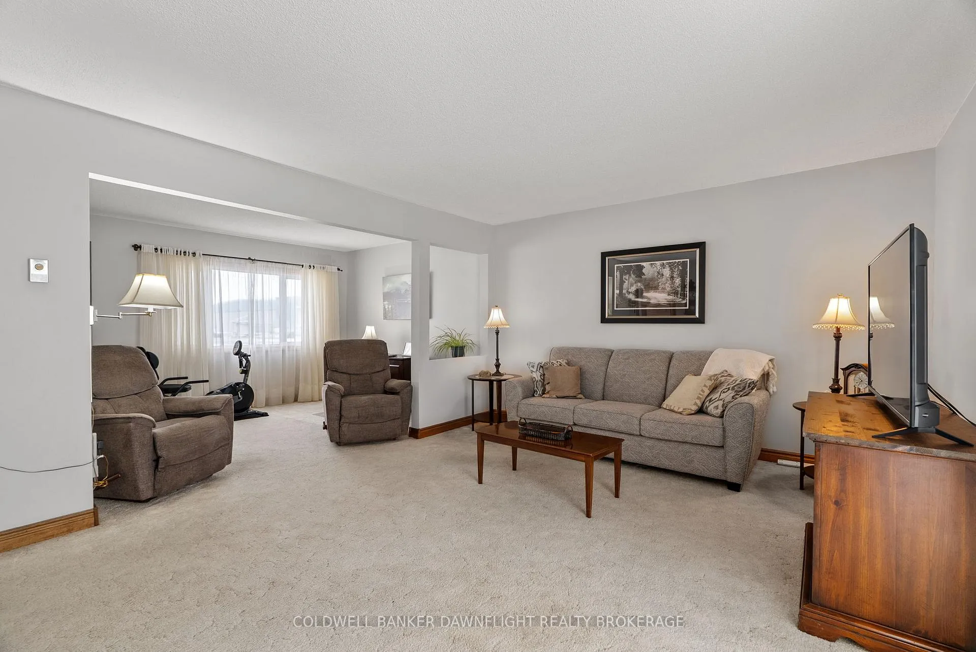 Photo 15 of 164 Oxford Street W, Bluewater, Hensall — HOMEH