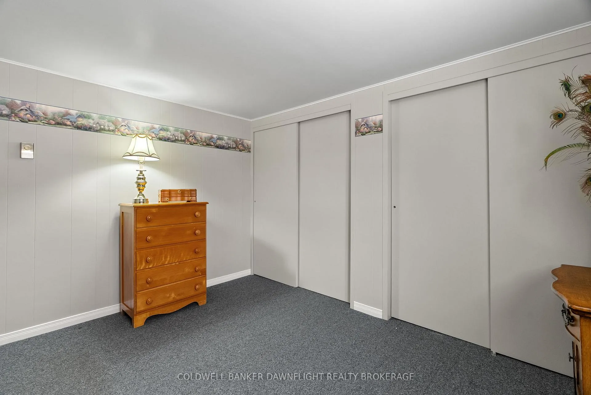 Photo 33 of 164 Oxford Street W, Bluewater, Hensall — HOMEH