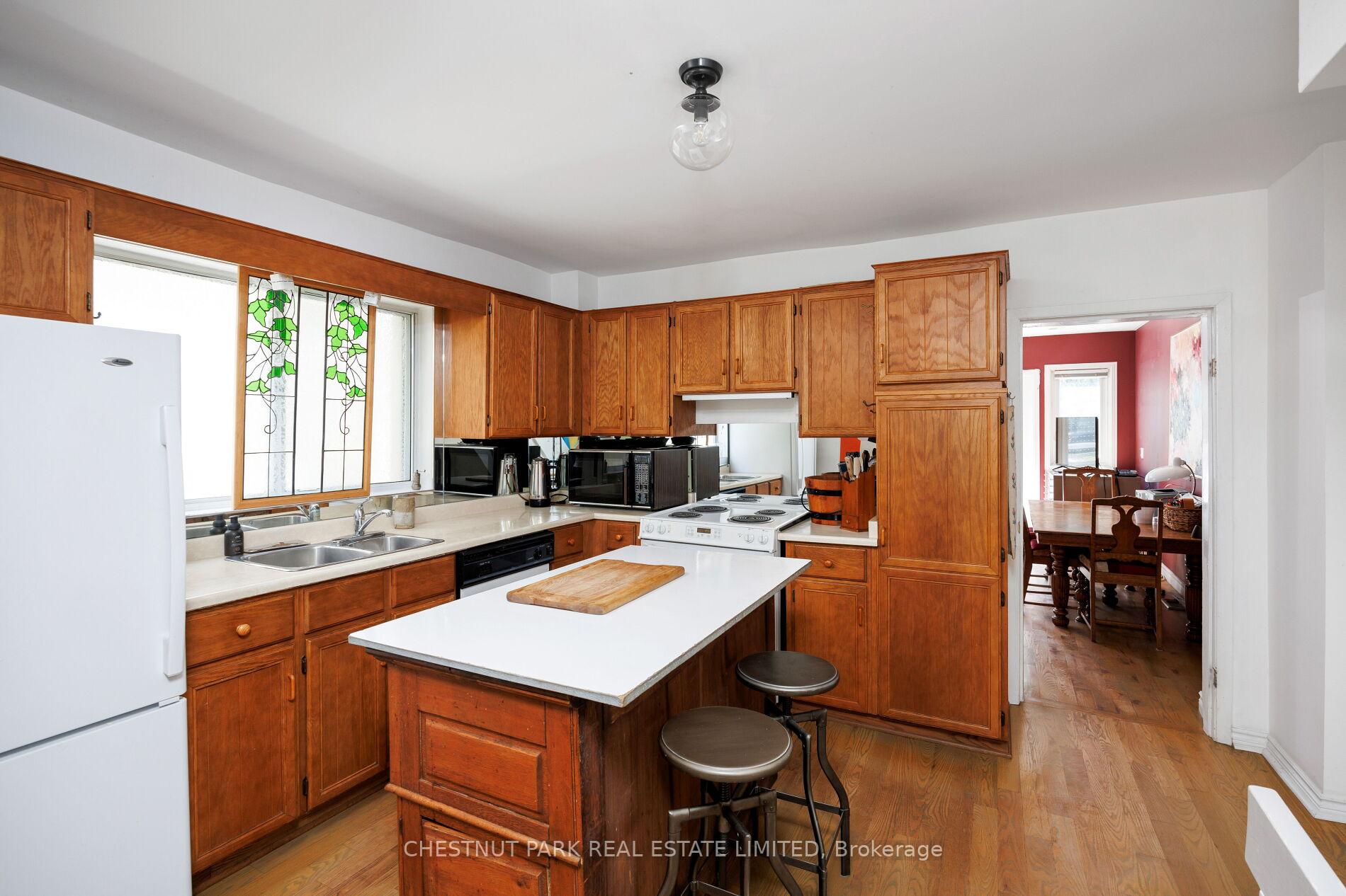 Photo 8 of 83 Merrill Avenue E, Toronto, Woodbine Corridor — HOMEH