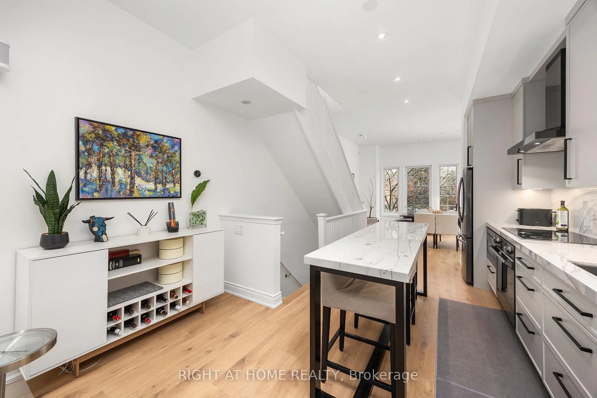 Photo 5 of 1011 Dundas Street E, Toronto, South Riverdale — HOMEH