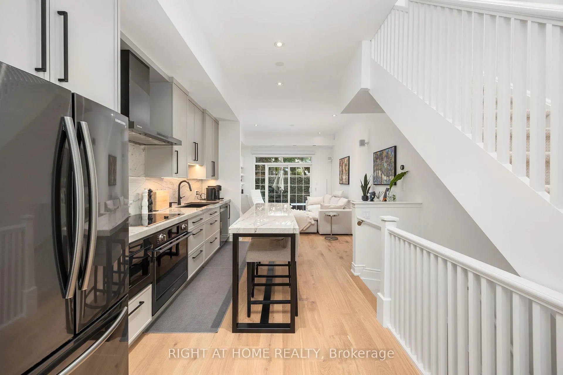Photo 7 of 1011 Dundas Street E, Toronto, South Riverdale — HOMEH