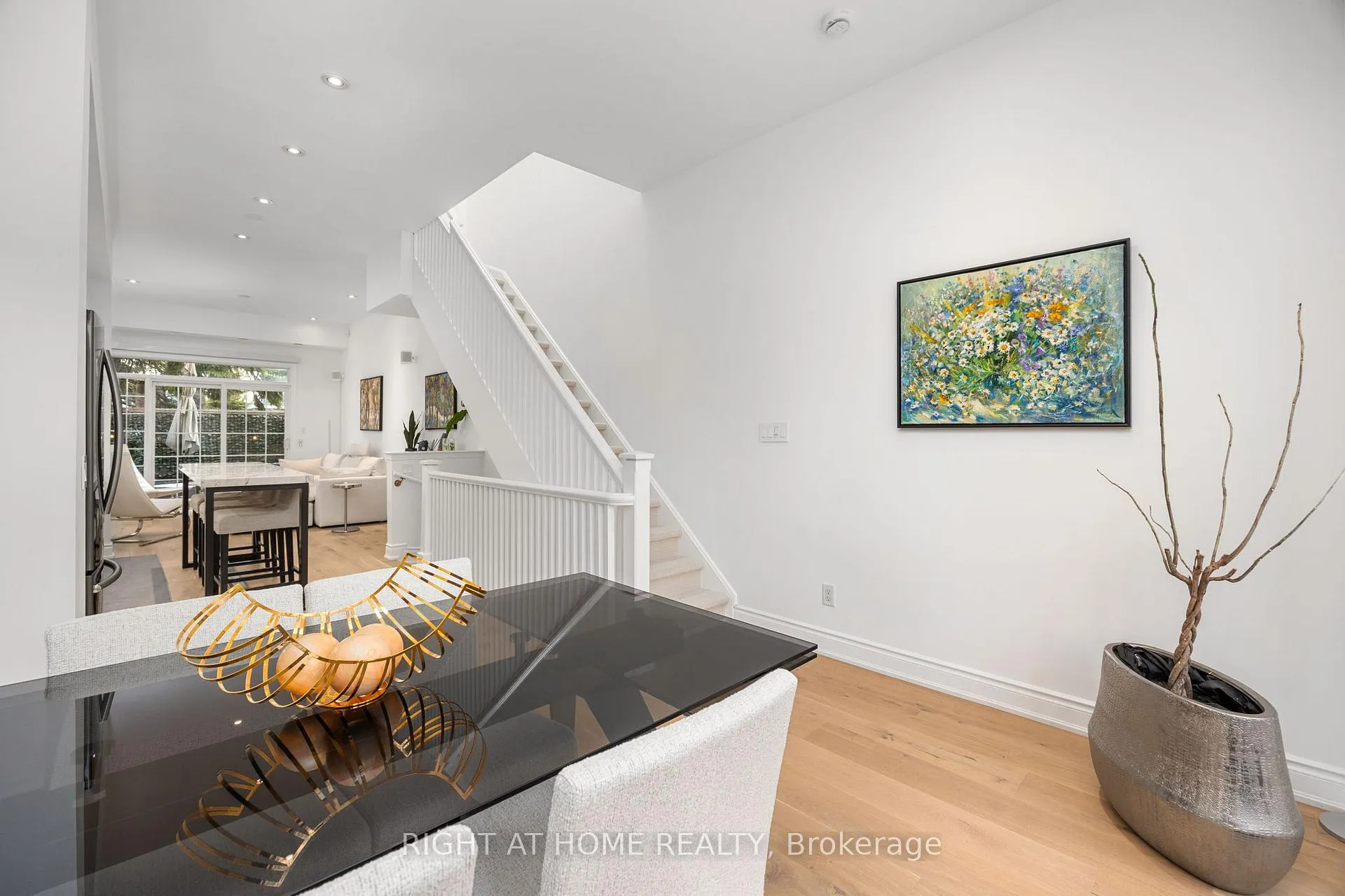 Photo 10 of 1011 Dundas Street E, Toronto, South Riverdale — HOMEH