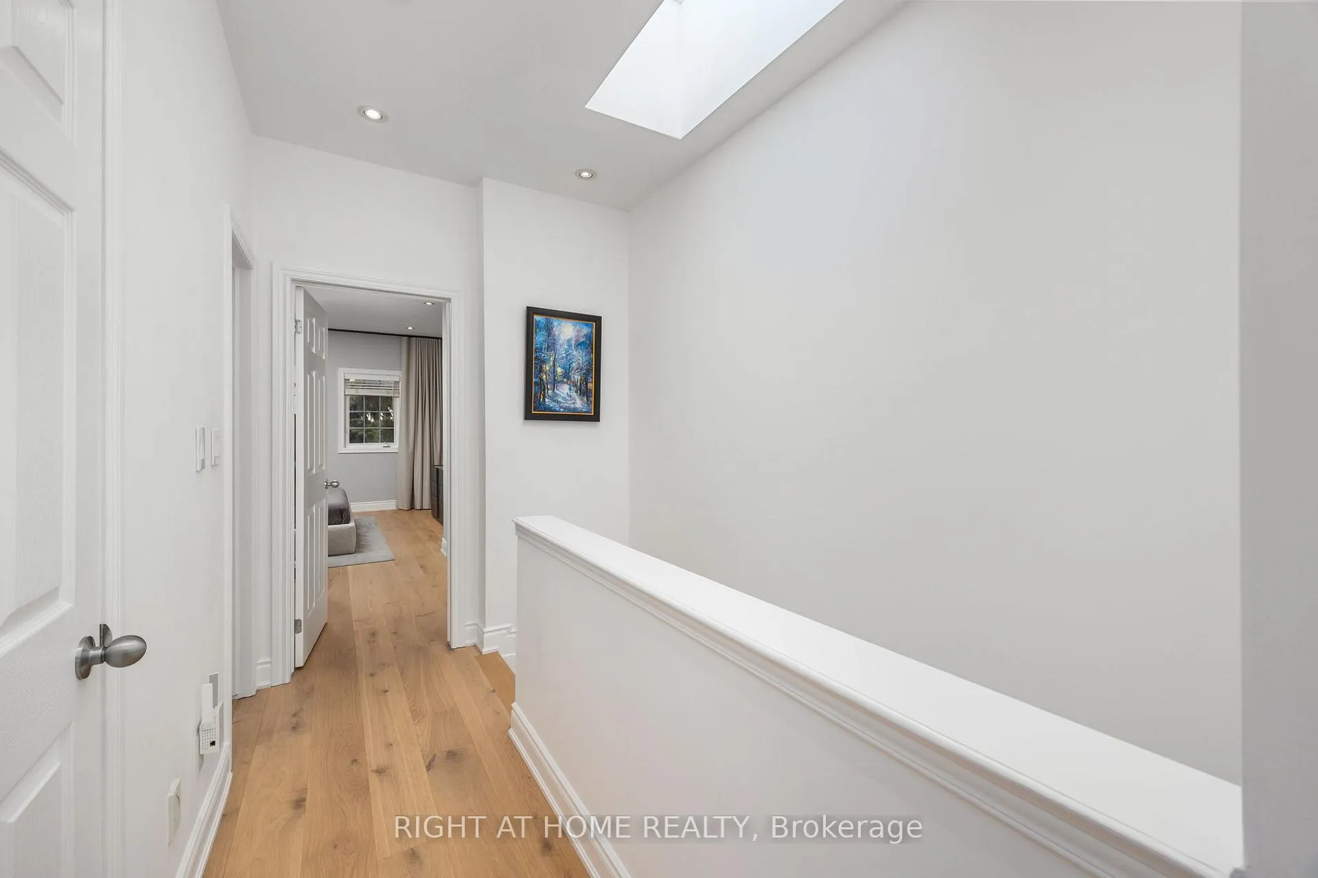 Photo 11 of 1011 Dundas Street E, Toronto, South Riverdale — HOMEH