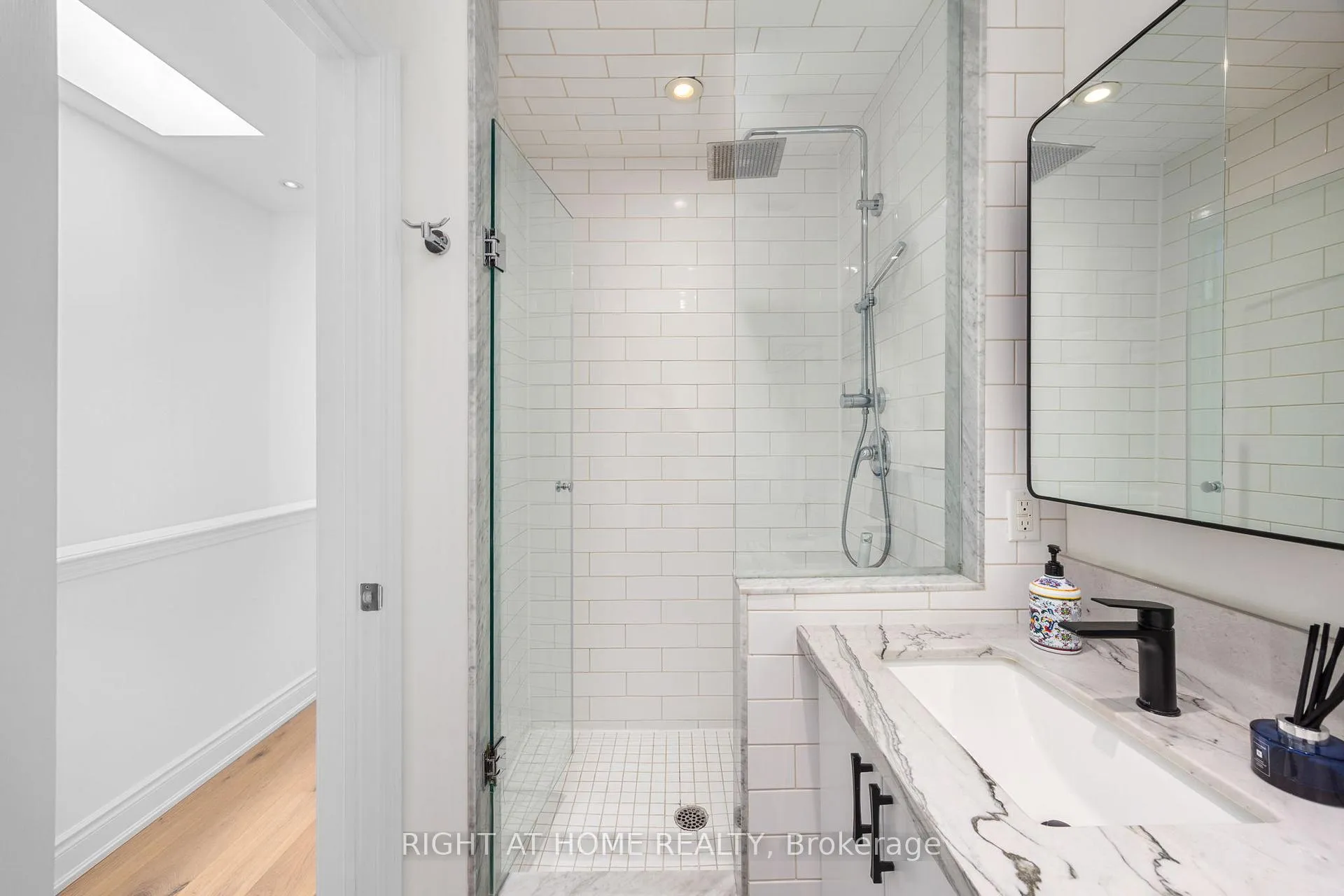 Photo 17 of 1011 Dundas Street E, Toronto, South Riverdale — HOMEH
