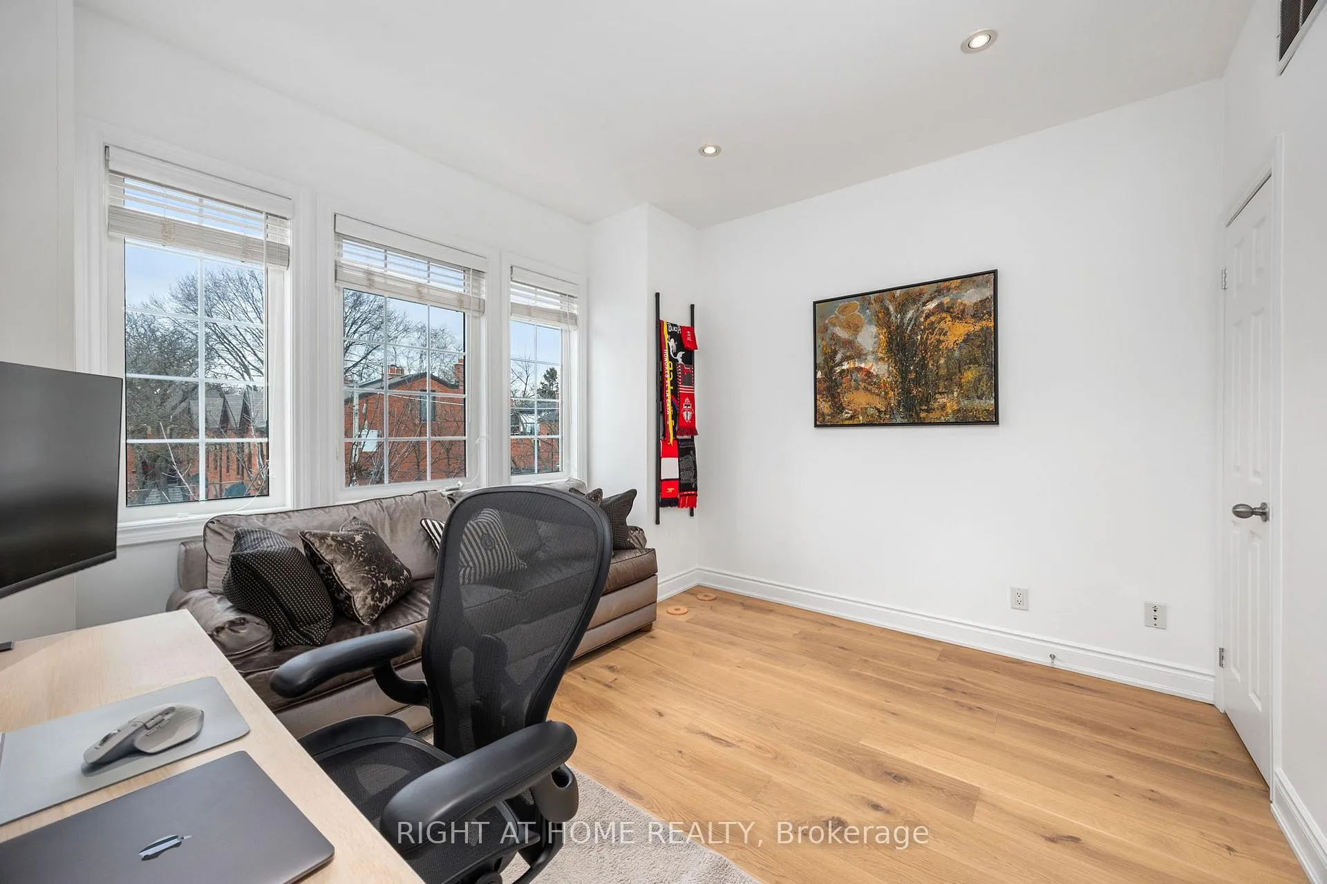 Photo 20 of 1011 Dundas Street E, Toronto, South Riverdale — HOMEH