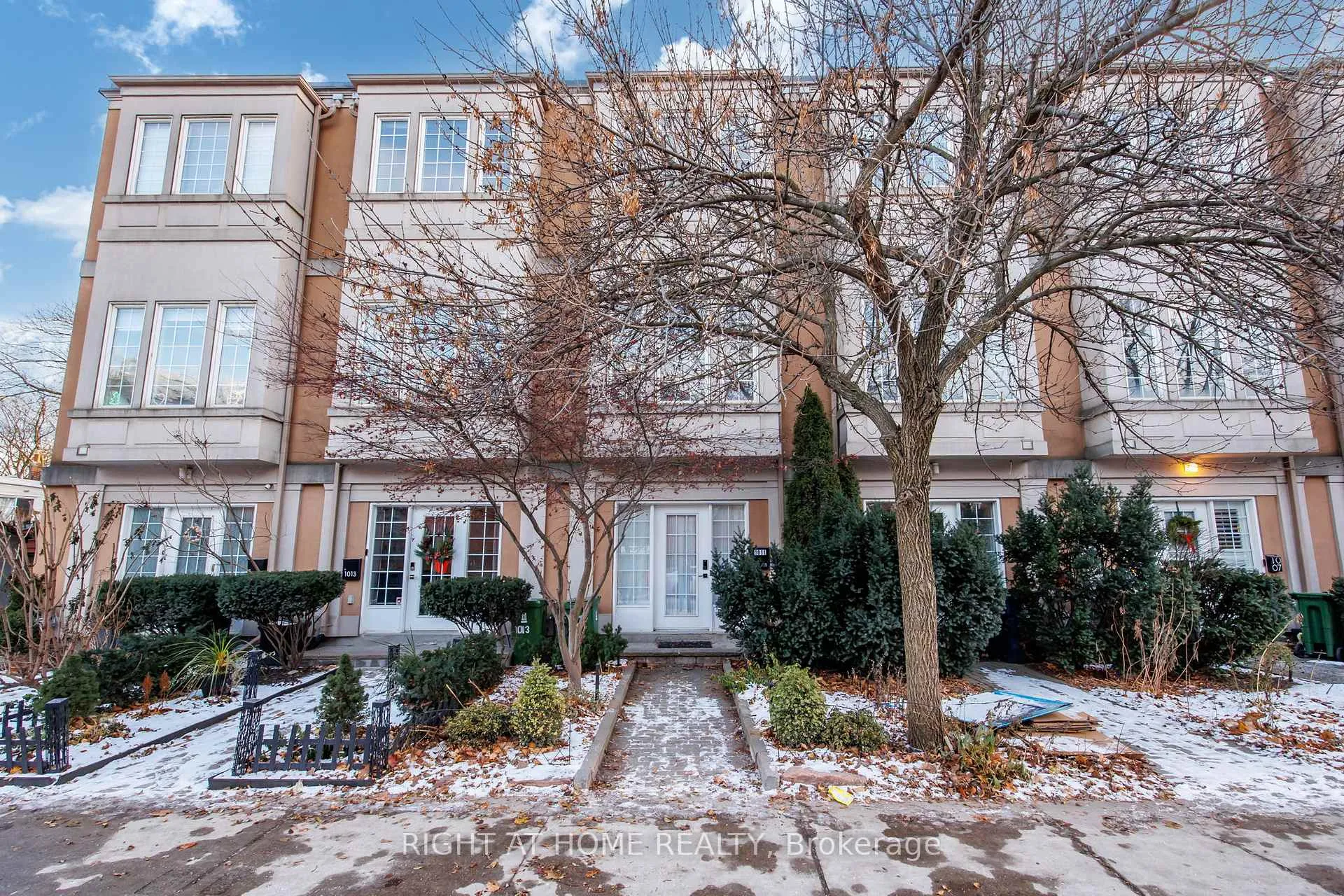 Photo 32 of 1011 Dundas Street E, Toronto, South Riverdale — HOMEH