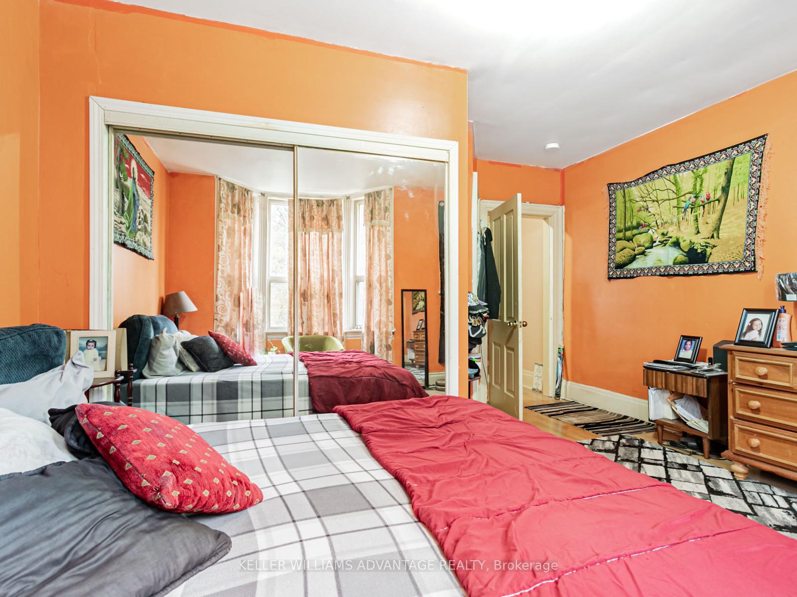 Photo 21 of 1042 Dundas Street E, Toronto, South Riverdale — HOMEH