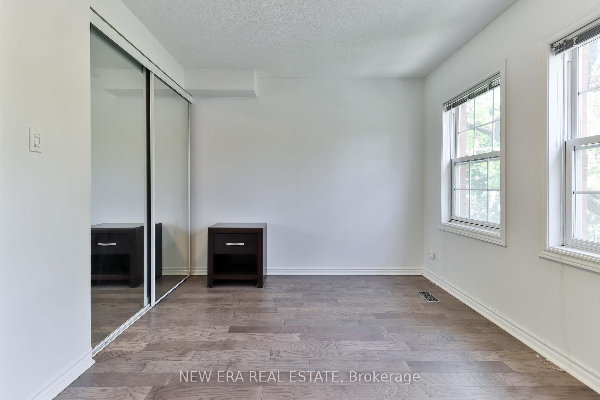 Photo 14 of 242 George Street, Toronto, Moss Park — HOMEH