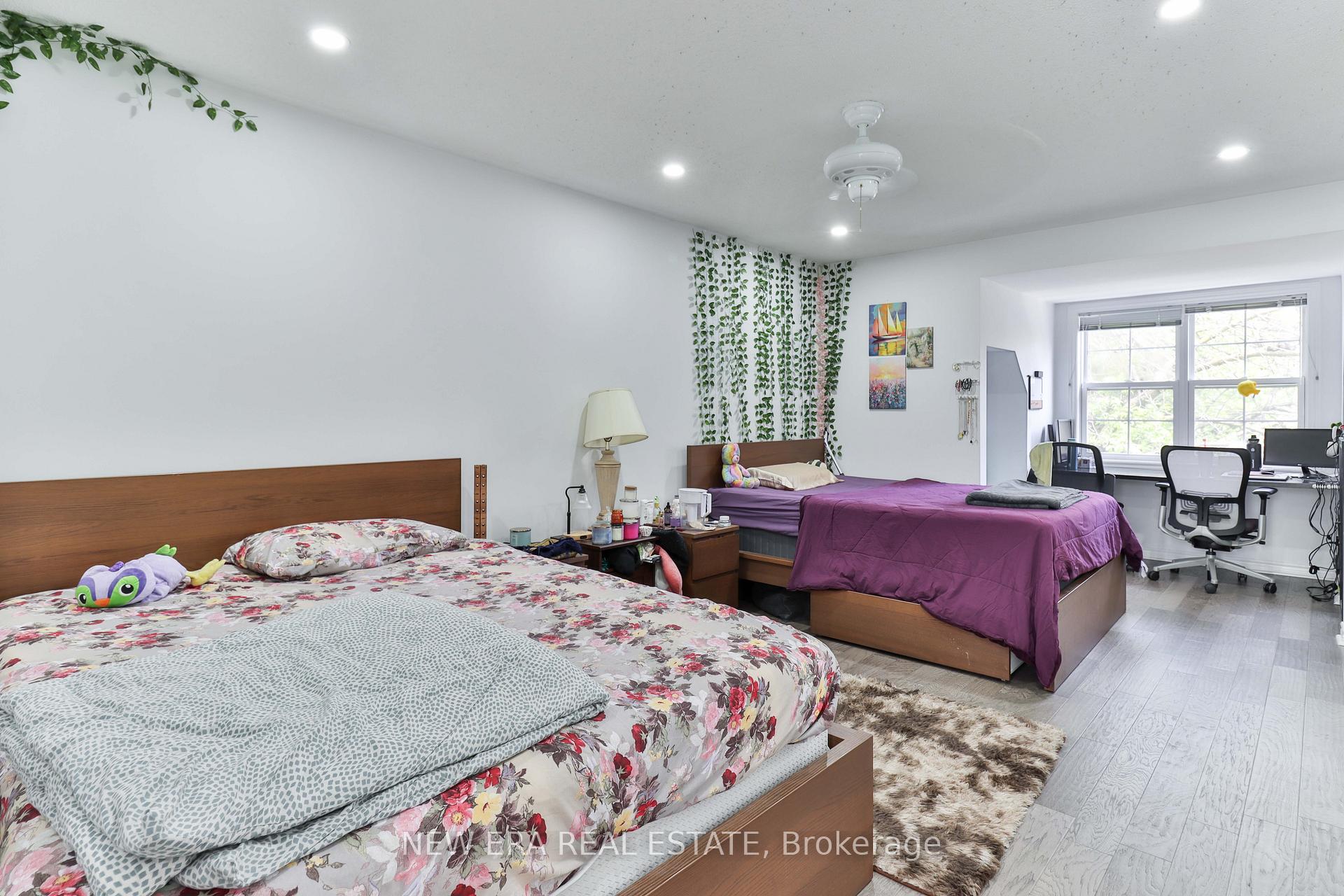 Photo 17 of 242 George Street, Toronto, Moss Park — HOMEH