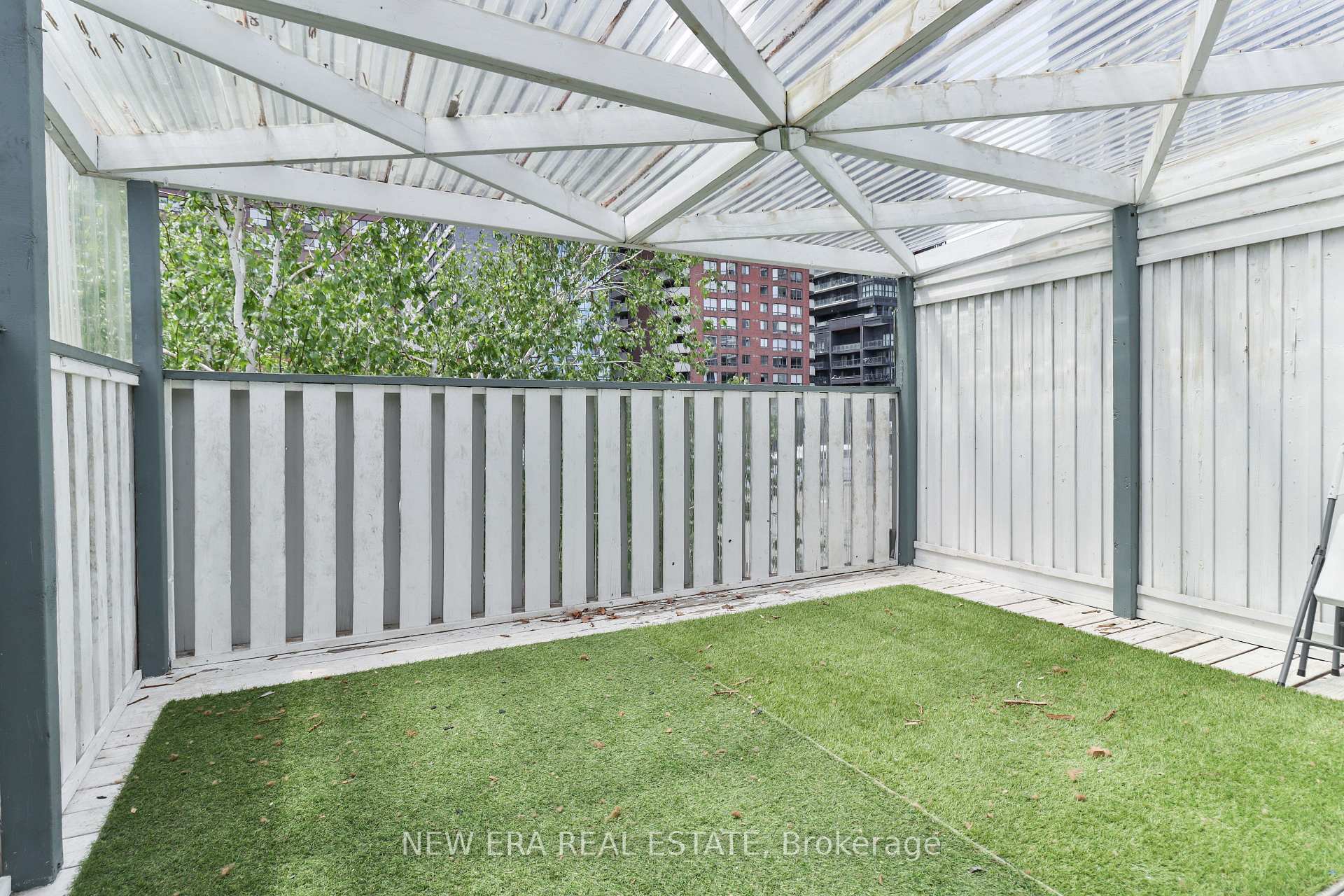 Photo 19 of 242 George Street, Toronto, Moss Park — HOMEH