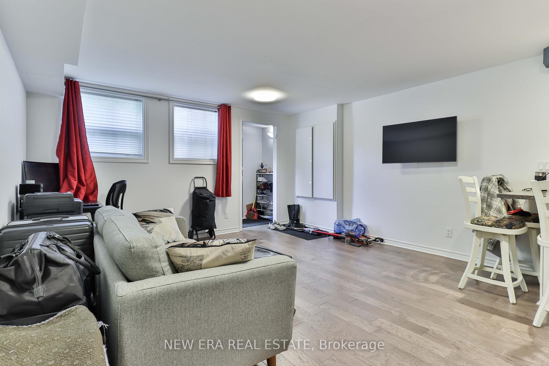 Photo 35 of 242 George Street, Toronto, Moss Park — HOMEH