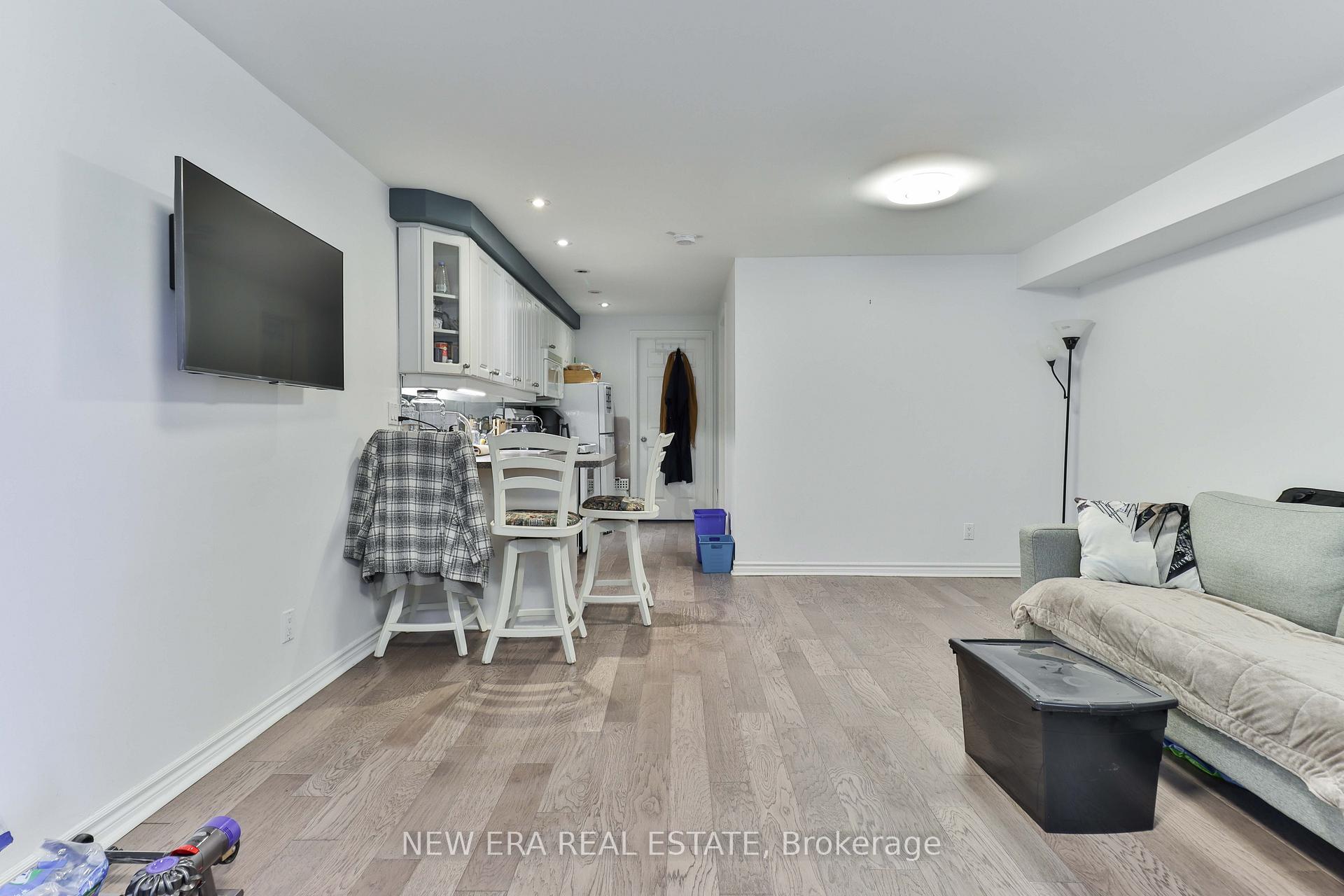 Photo 36 of 242 George Street, Toronto, Moss Park — HOMEH
