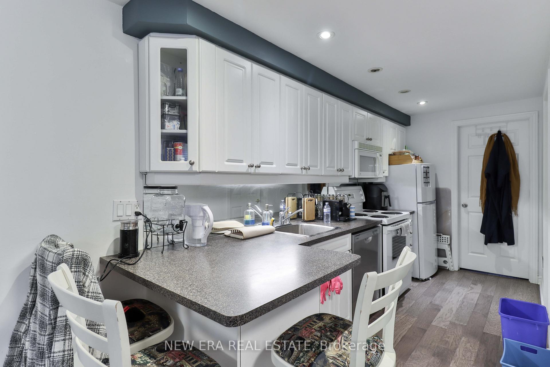Photo 37 of 242 George Street, Toronto, Moss Park — HOMEH