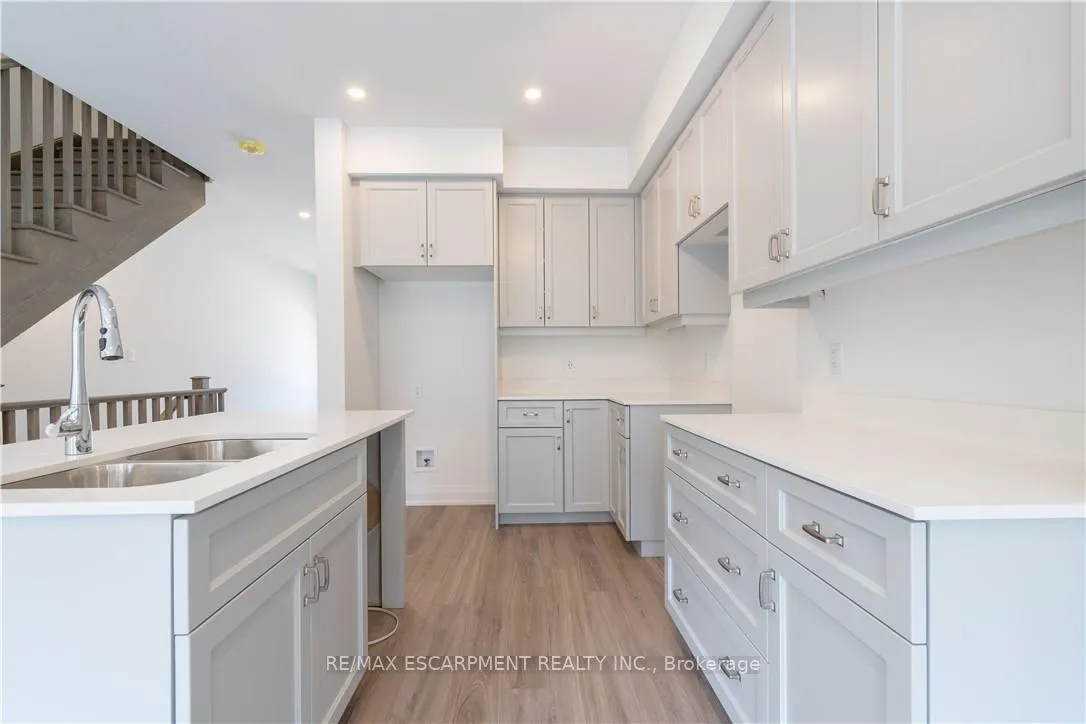 Photo 21 of 15 Raspberry Lane, Guelph, Grange Road — HOMEH