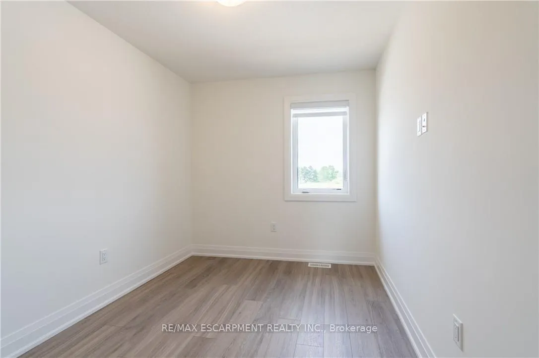 Photo 29 of 15 Raspberry Lane, Guelph, Grange Road — HOMEH
