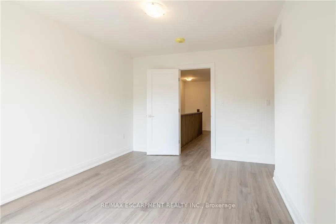 Photo 37 of 15 Raspberry Lane, Guelph, Grange Road — HOMEH