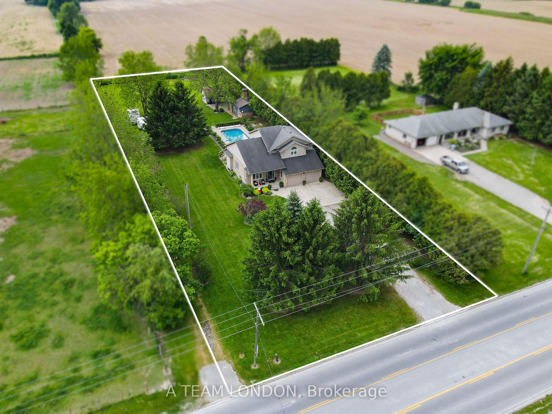 Photo 6 of 400 Second Street, Strathroy-Caradoc, NE — HOMEH