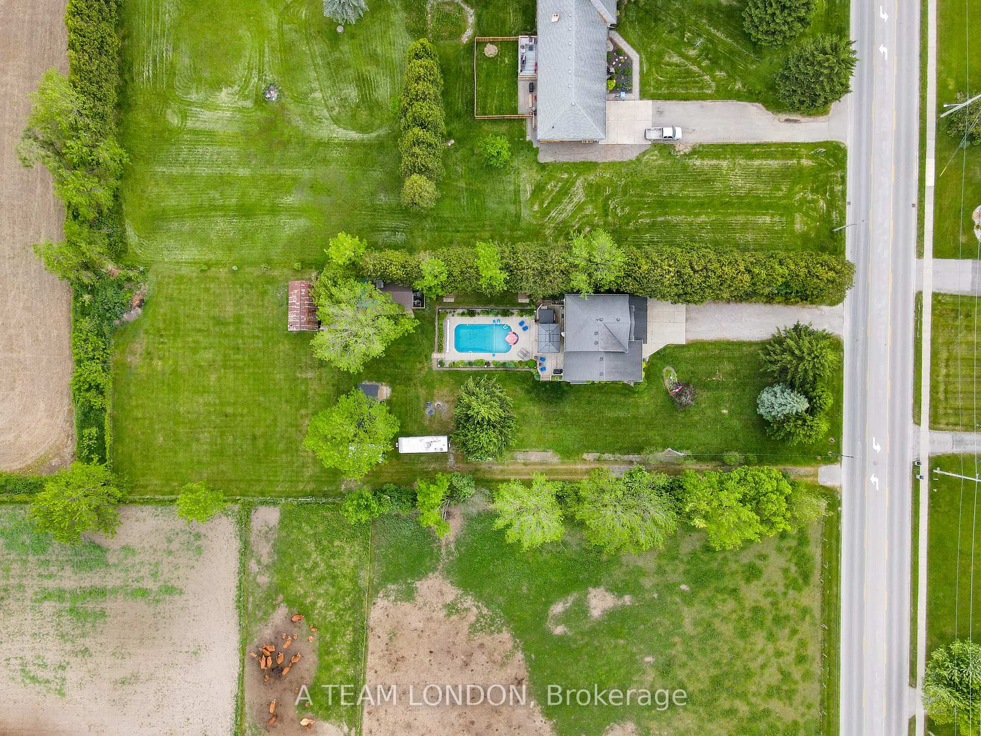 Photo 45 of 400 Second Street, Strathroy-Caradoc, NE — HOMEH
