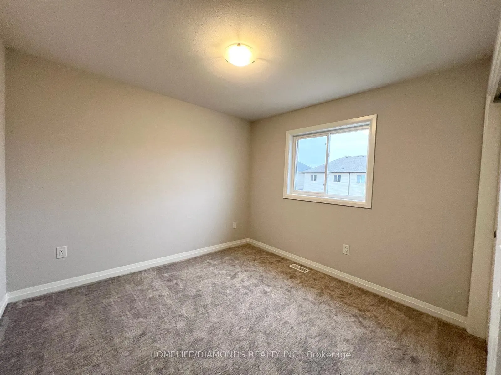 Photo 13 of 121 Alicia Crescent, Thorold, Hurricane/Merrittville — HOMEH
