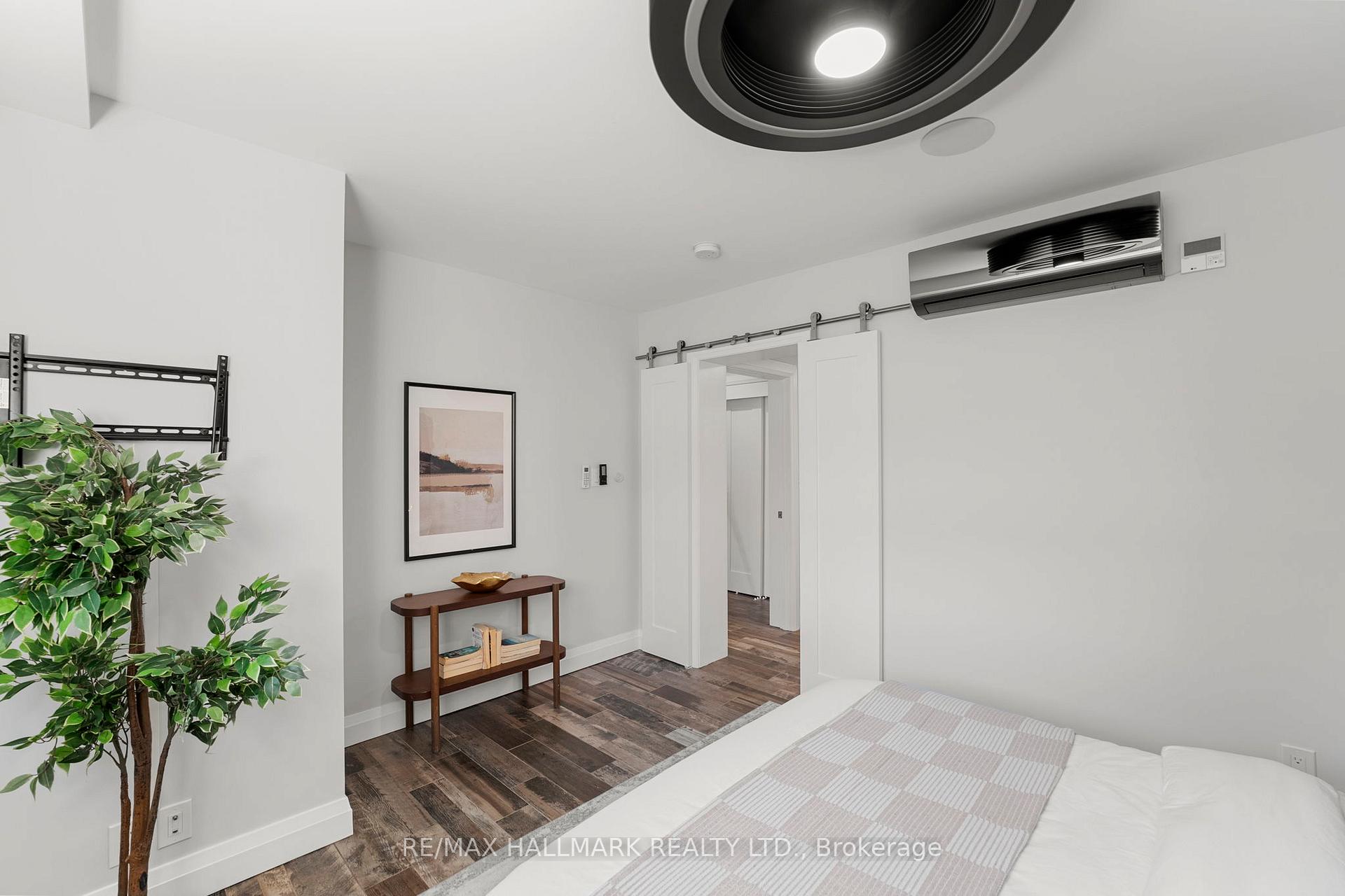 Photo 14 of 272&276 King Edward Avenue, Toronto, Woodbine-Lumsden — HOMEH