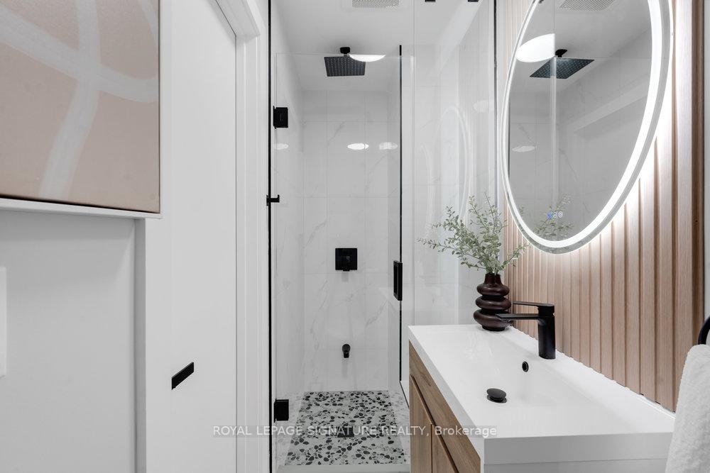 Photo 27 of 186 Parkmount Road, Toronto, Greenwood-Coxwell — HOMEH