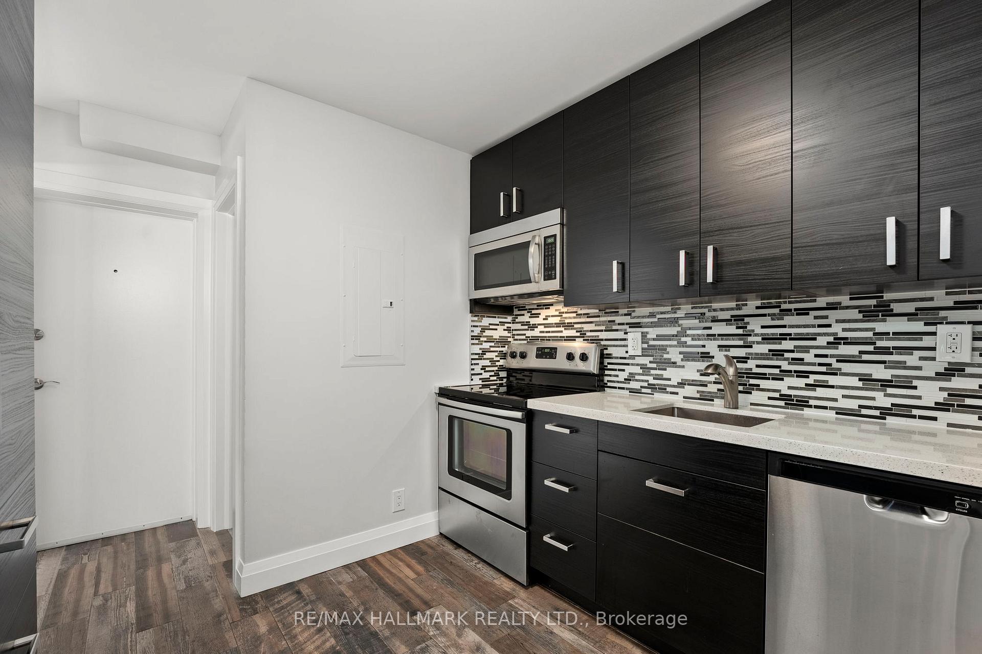 Photo 4 of Unit Unit 2, 276 King Edward Avenue, Toronto, Woodbine-Lumsden — HOMEH