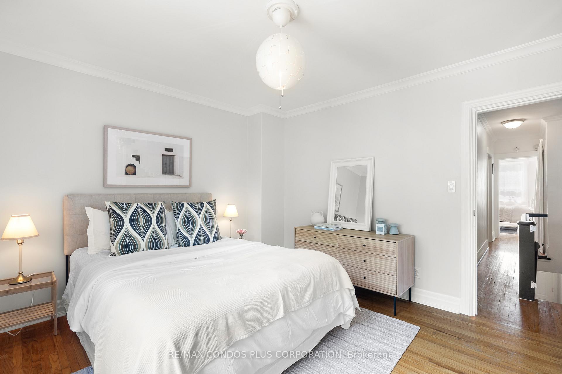 Photo 17 of 54 Robbins Avenue, Toronto, Woodbine Corridor — HOMEH