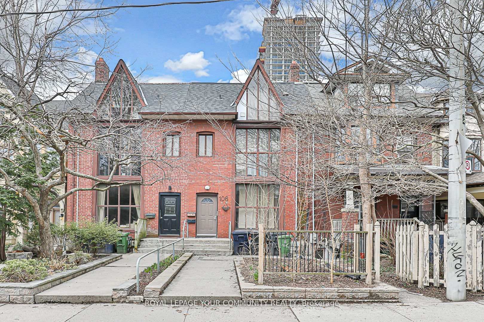 Front of 106A Pembroke Street