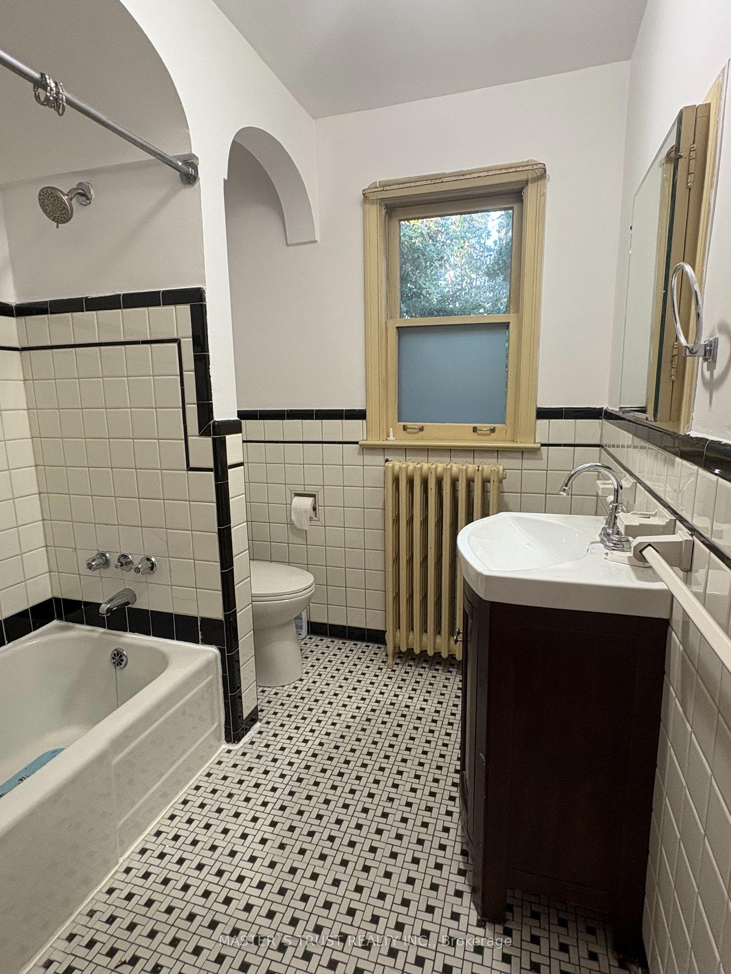 Photo 7 of 217 Hanna Road, Toronto, Leaside — HOMEH